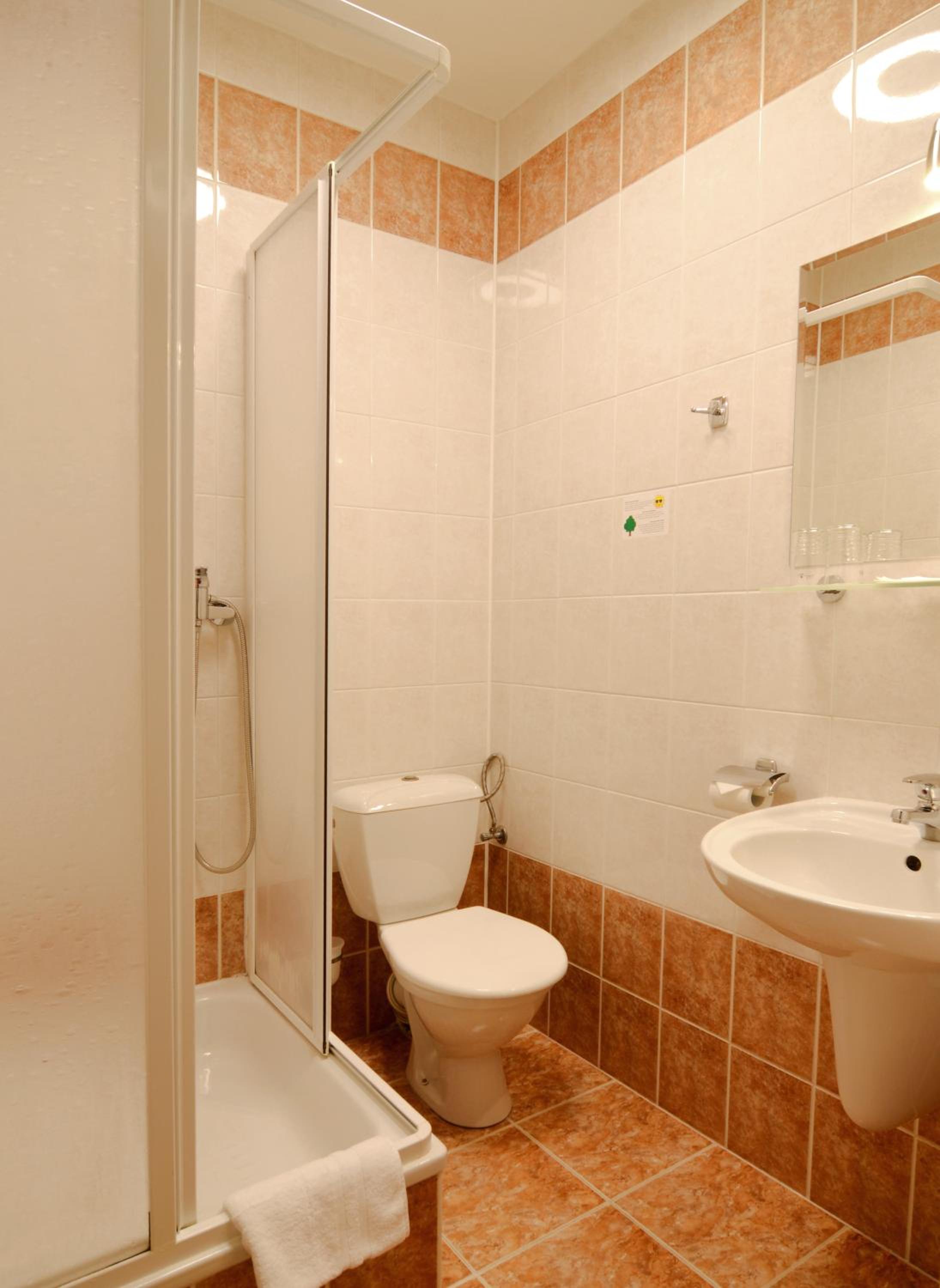 Twin Room - Photo 5