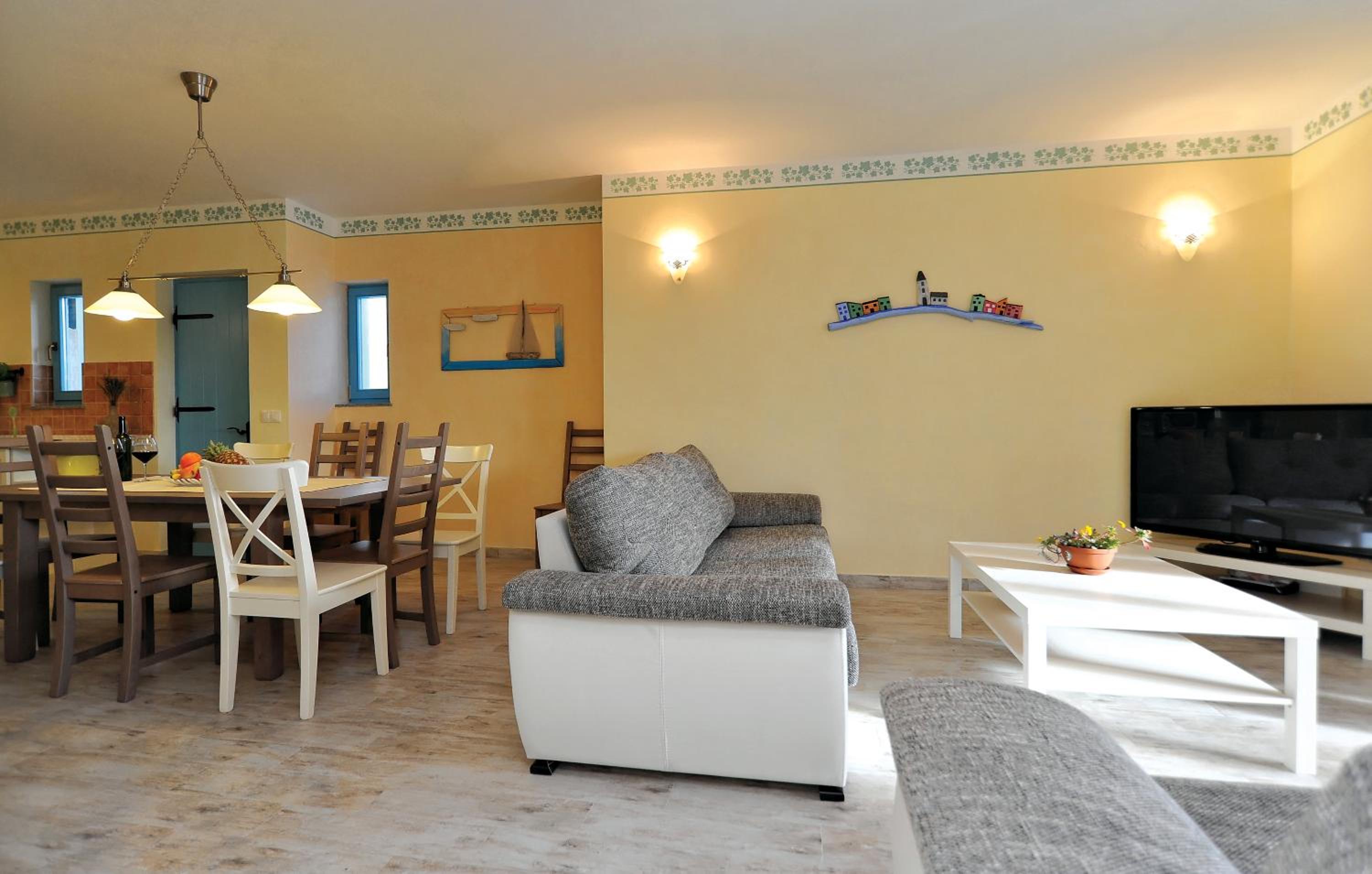 Villa photo 1