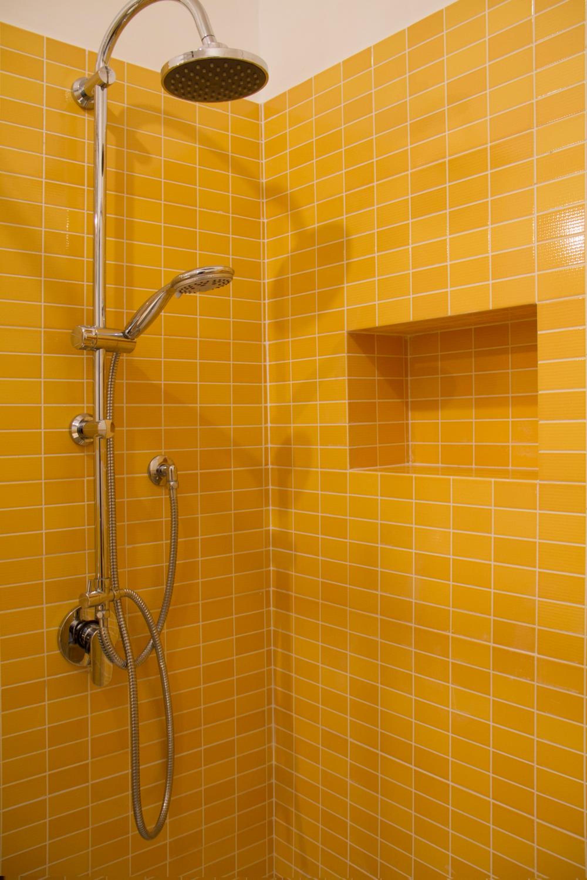 One-Bedroom Apartment - Photo 28