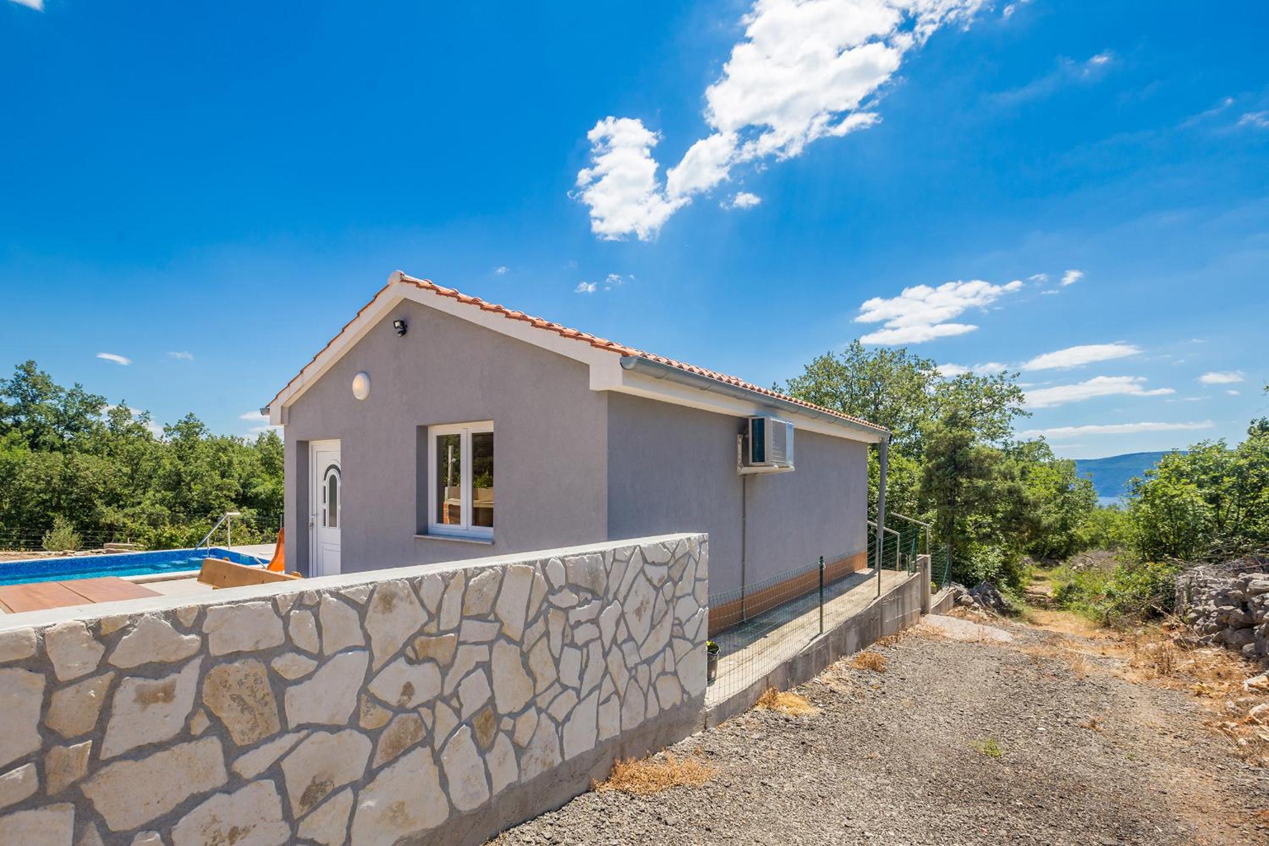 One-Bedroom House photo 2