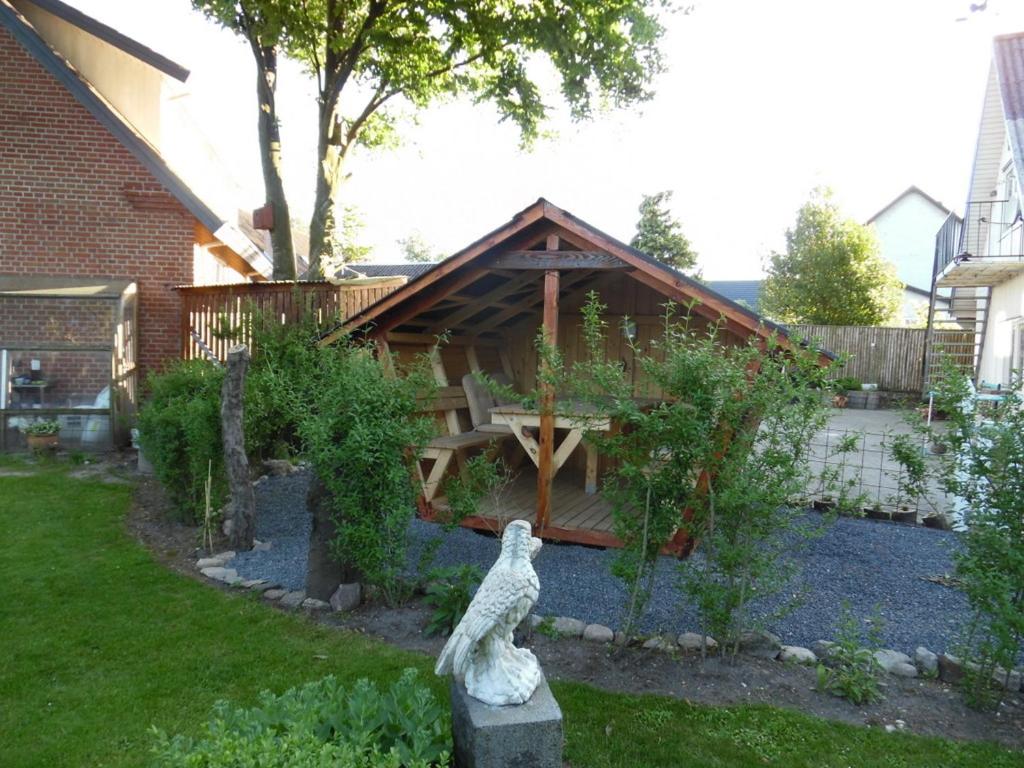 Double Room with Park View - Photo 4