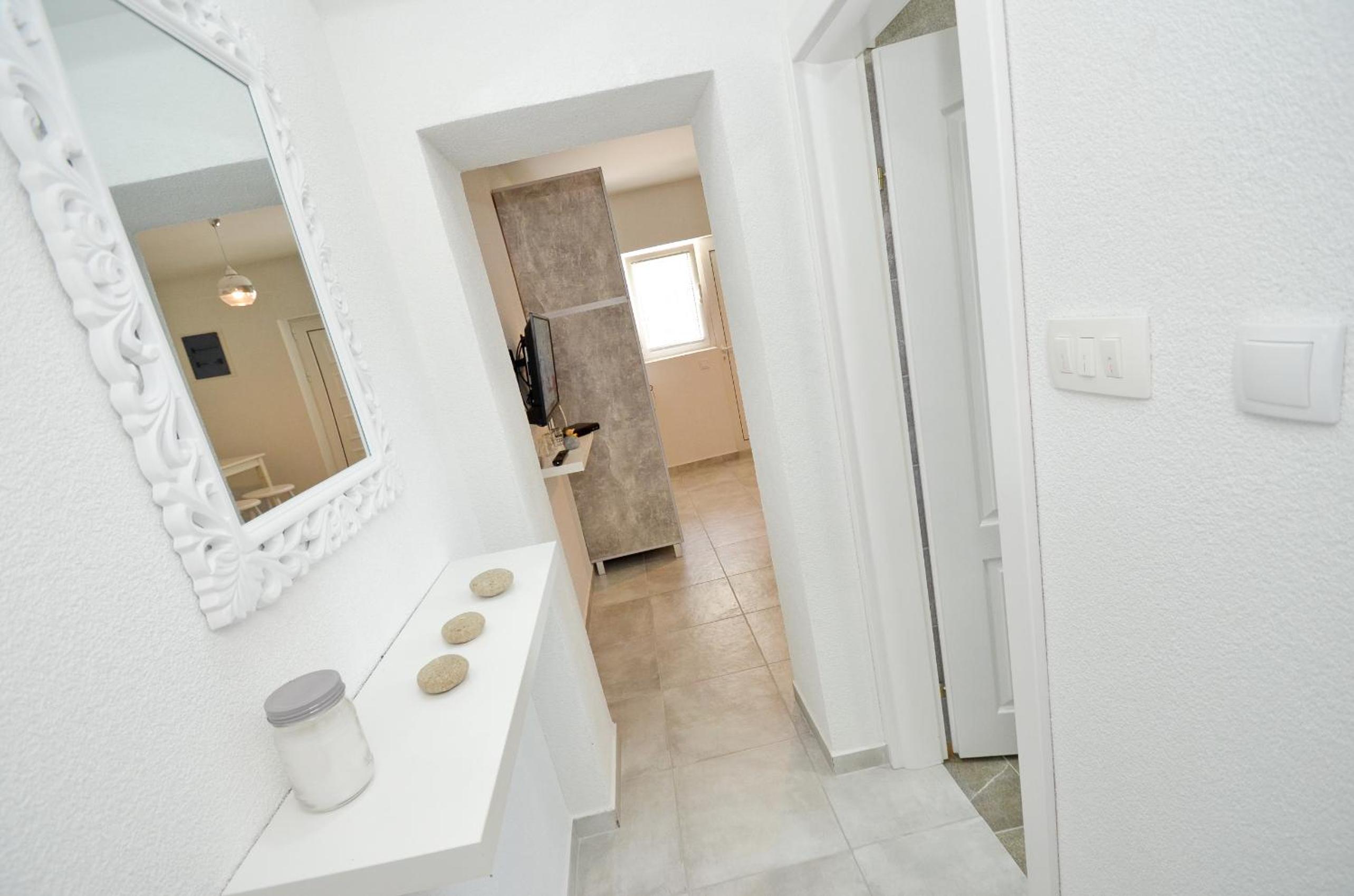 Apartment with Sea View photo 2