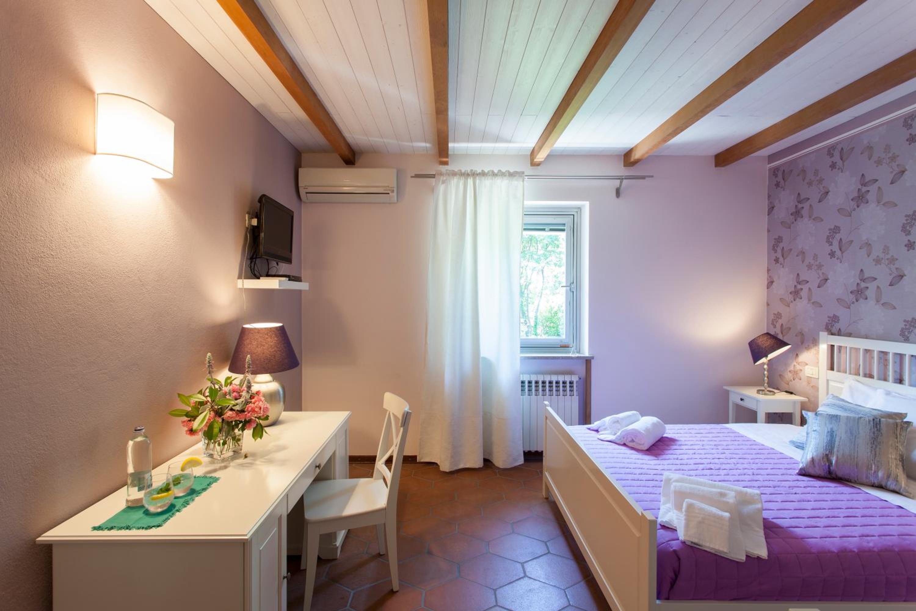 Superior Double Room - Photo 2