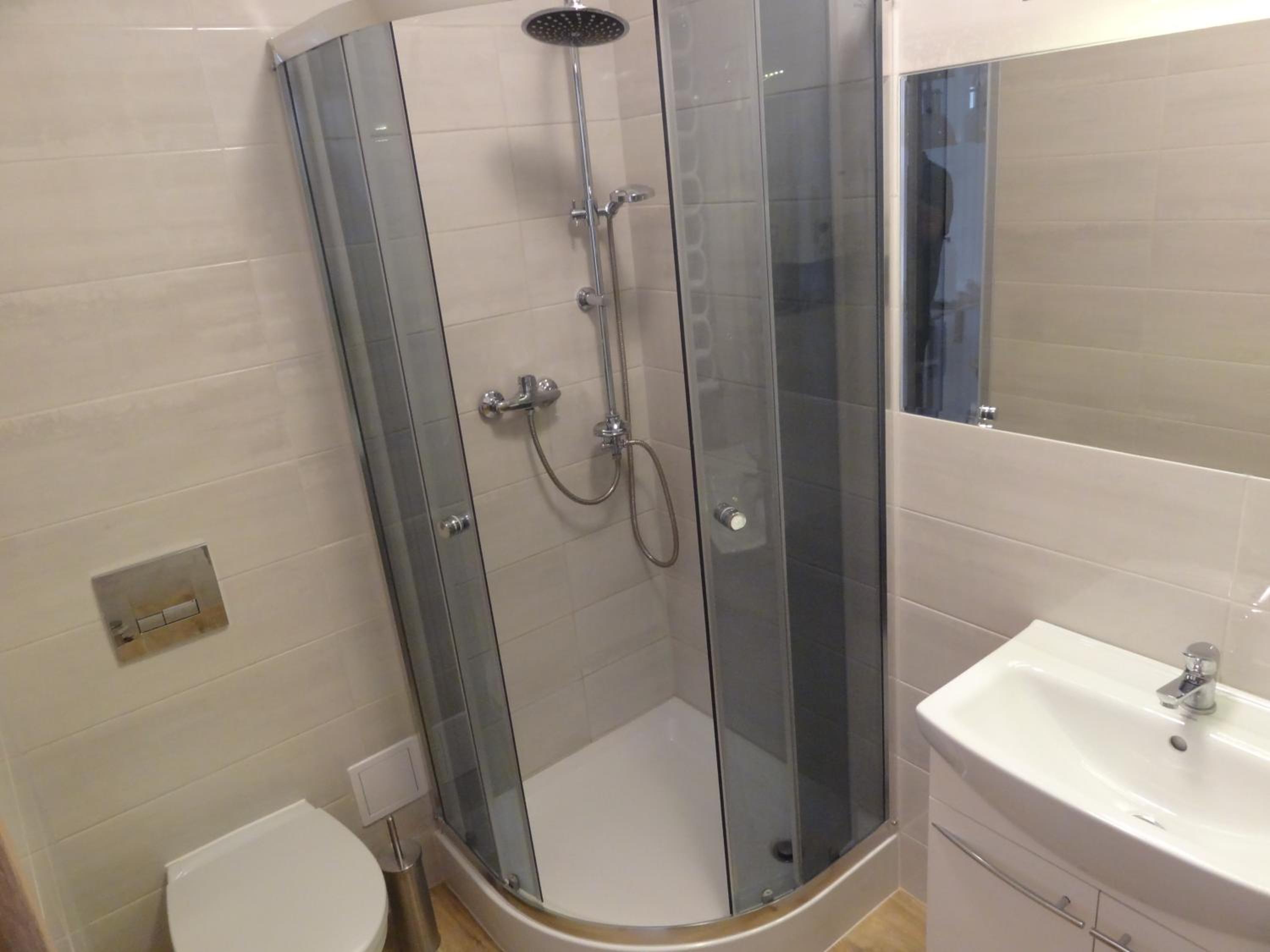 One-Bedroom Apartment - Photo 15