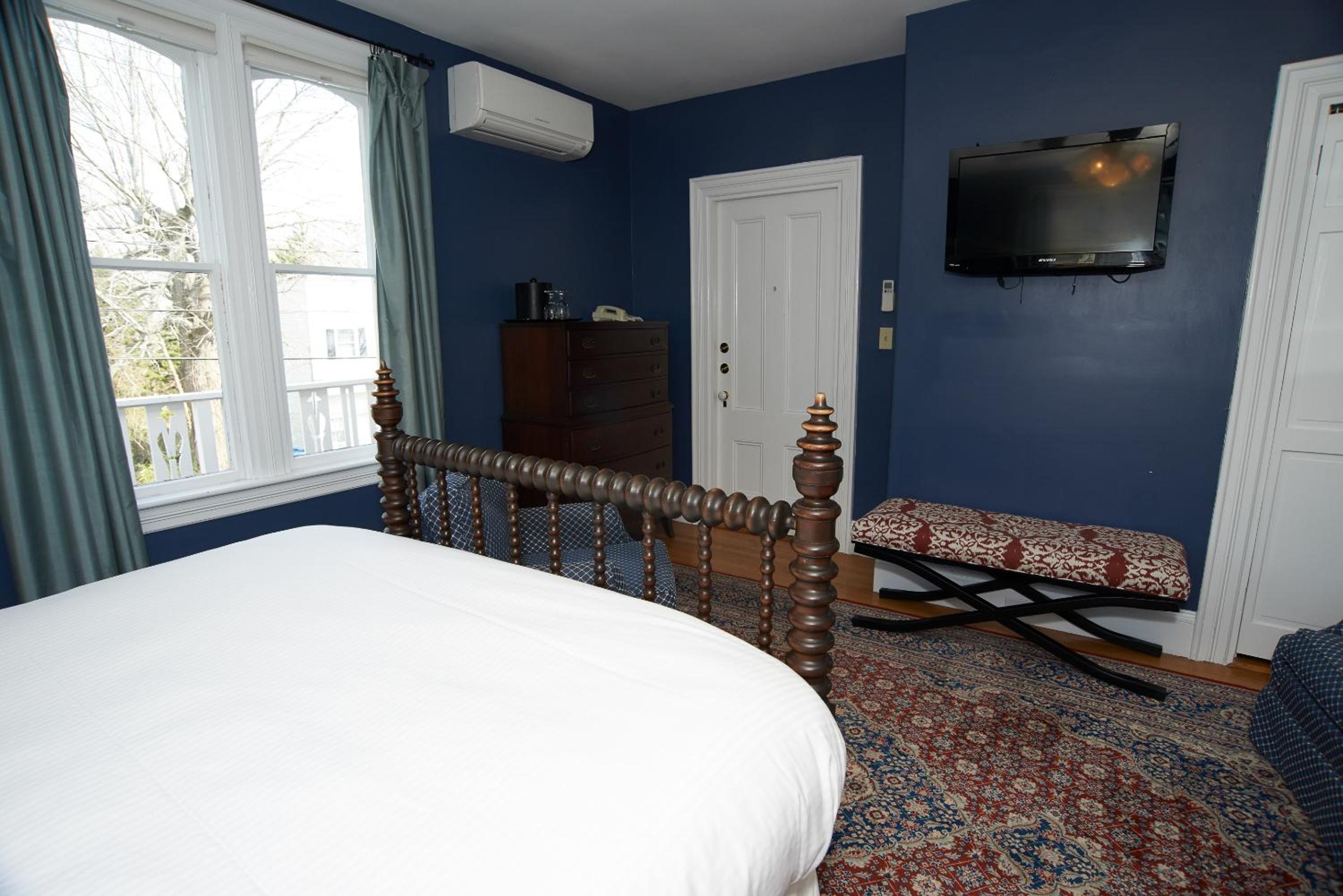 Martha Room