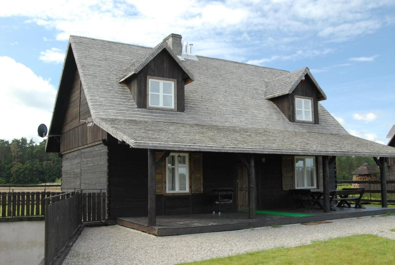 Three-Bedroom House photo 2