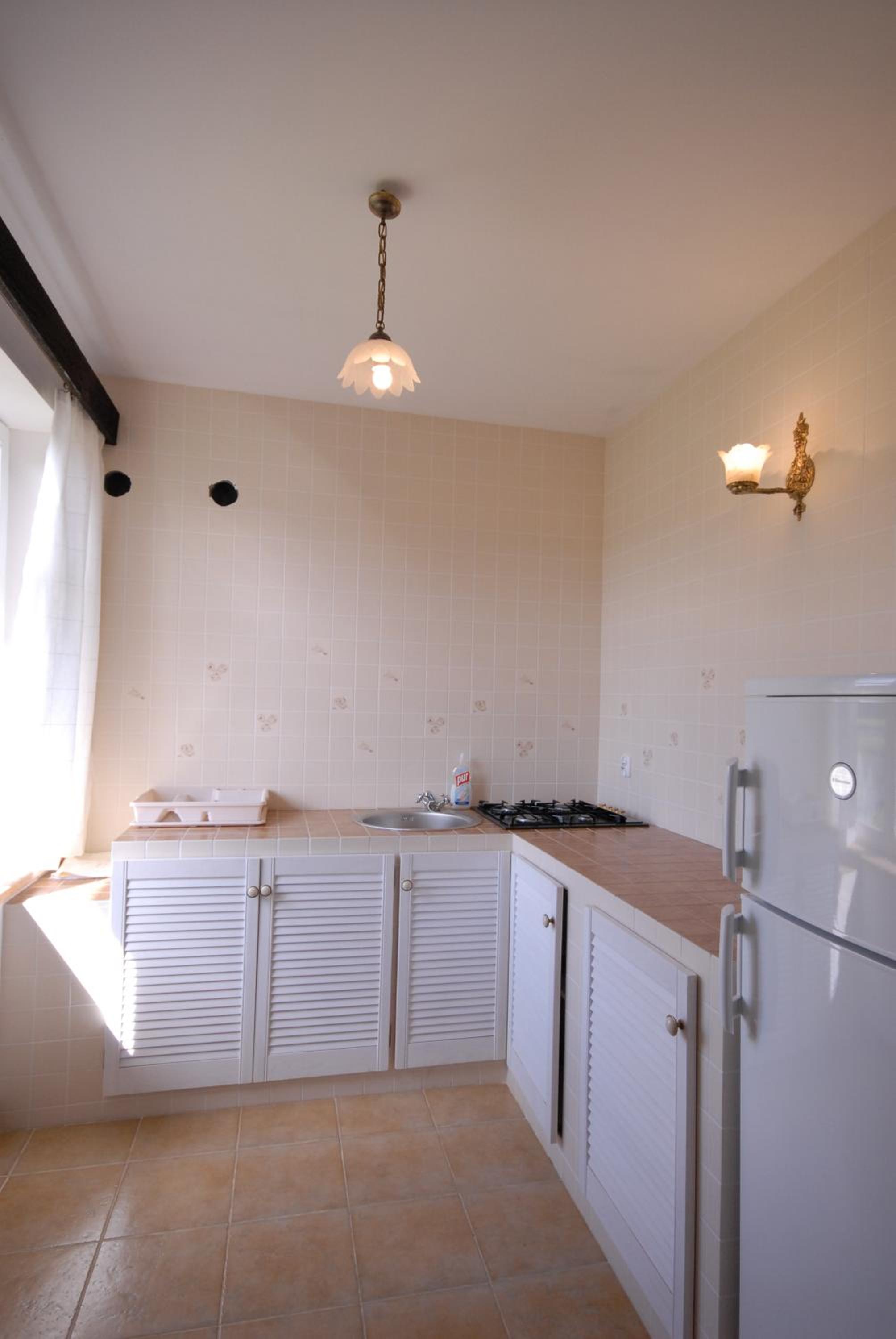 Three-Bedroom House photo 3