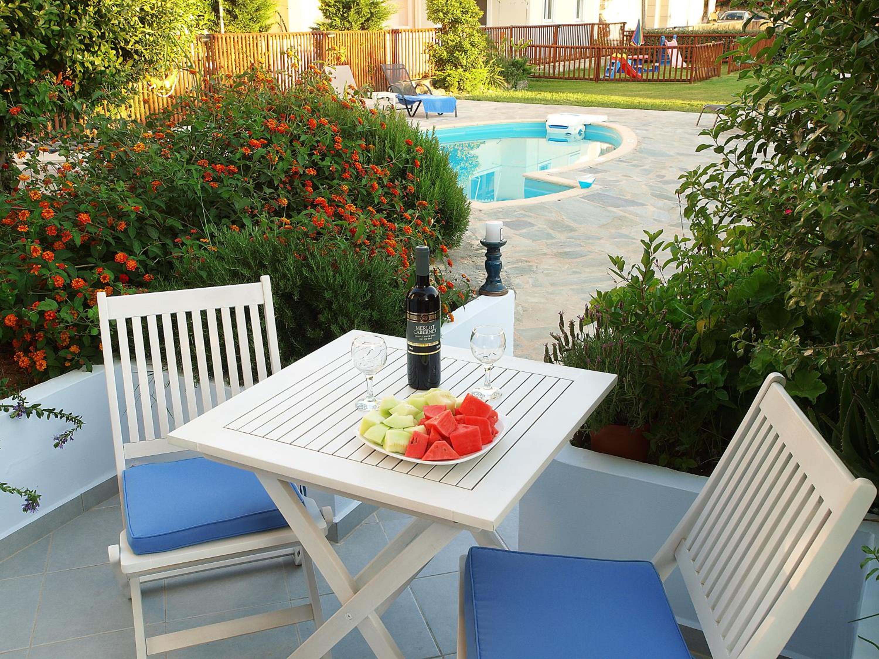 Apartment with Pool View - Ground Floor photo 3