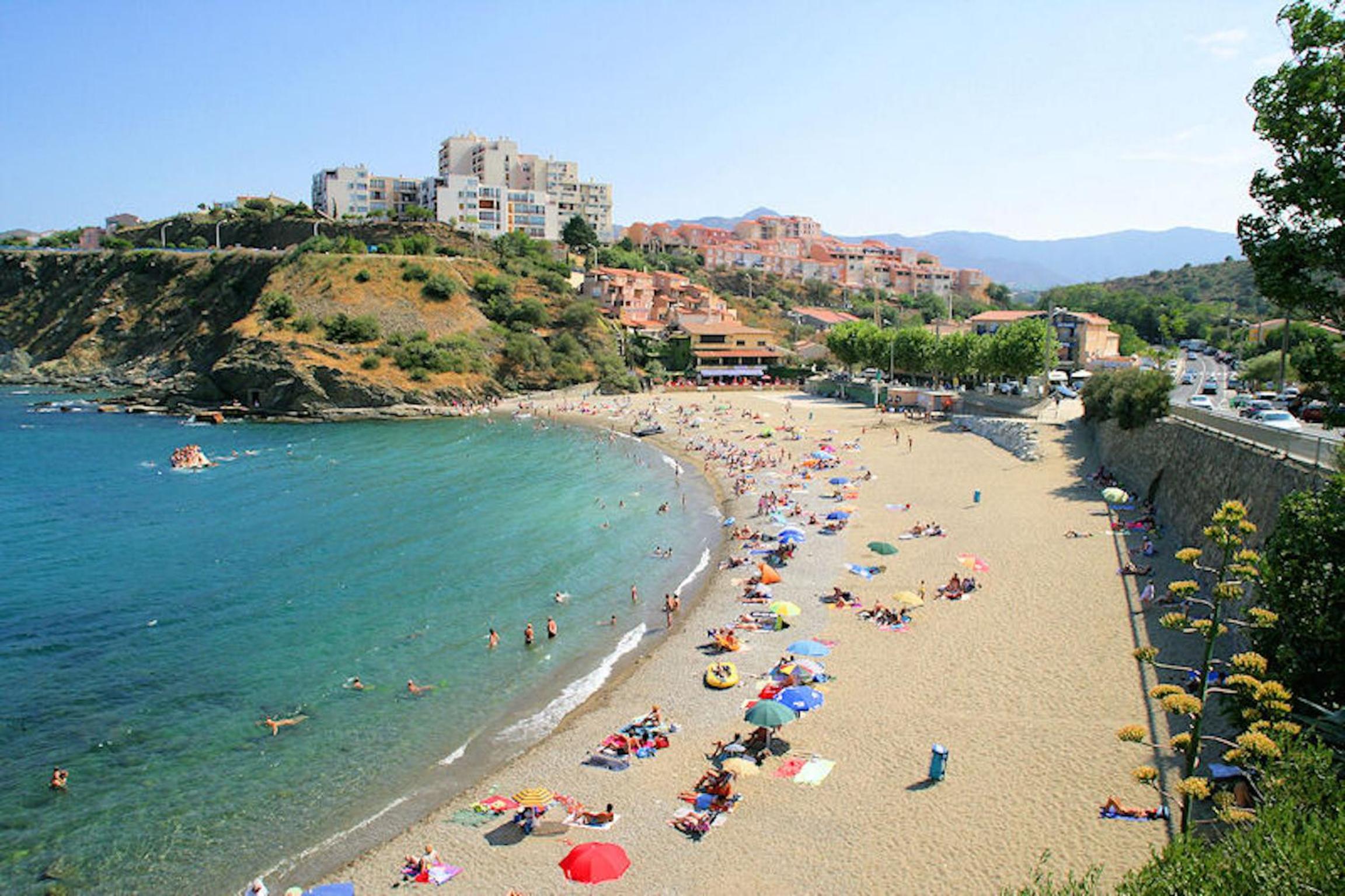 Studio Apartment with Sea View photo 1
