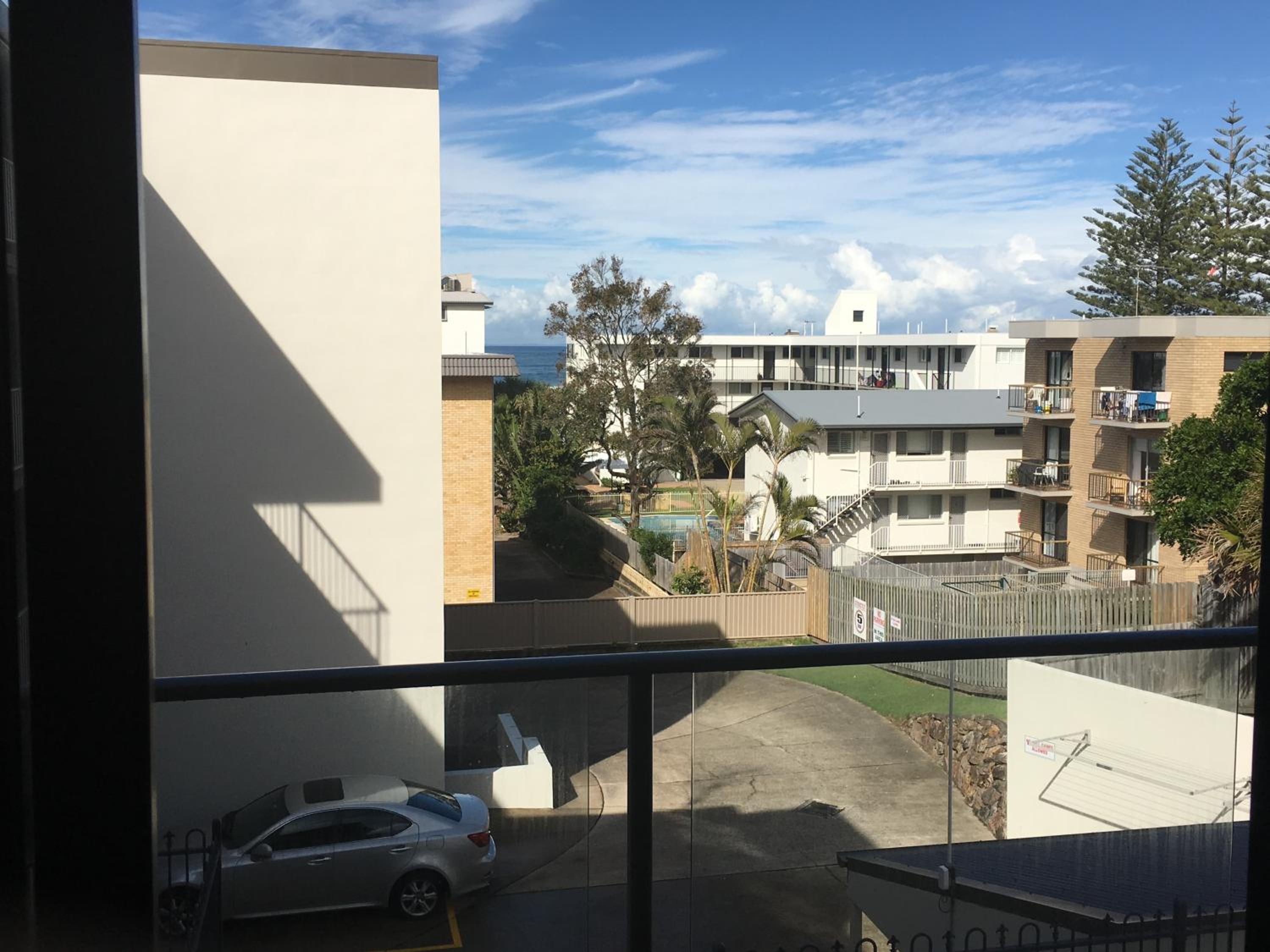Standard Three-Bedroom Apartment with Partial Ocean Views photo 3
