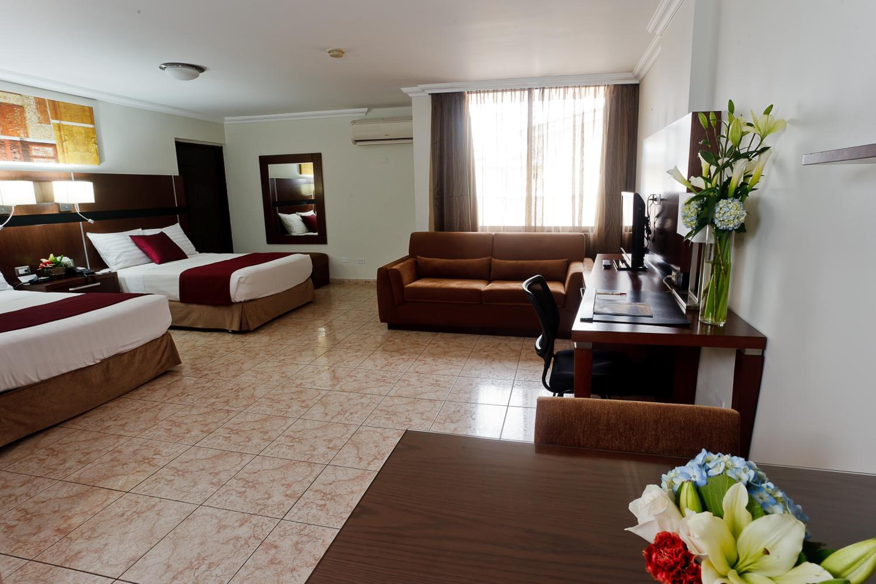 Premium Family Suite