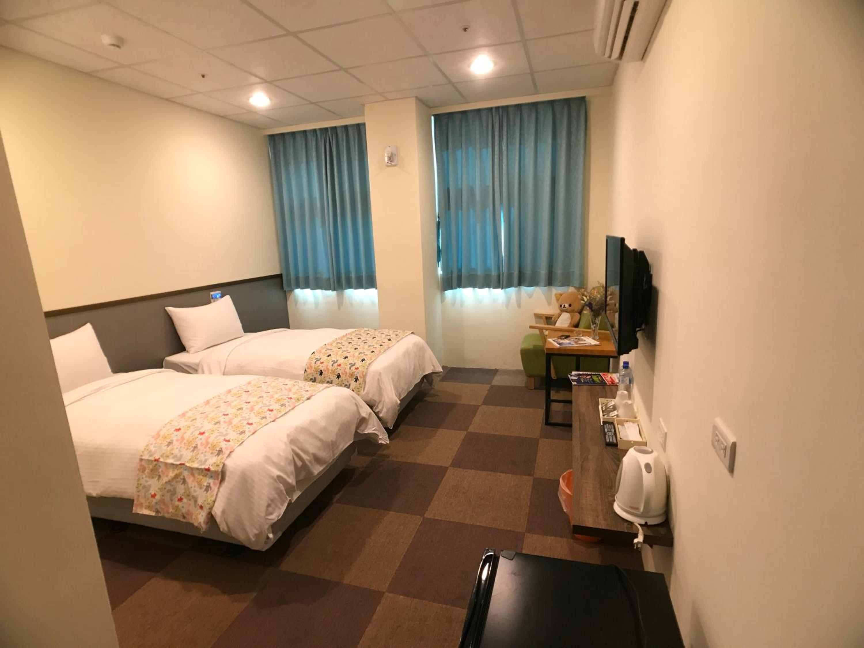 Deluxe Double or Twin Room photo 2