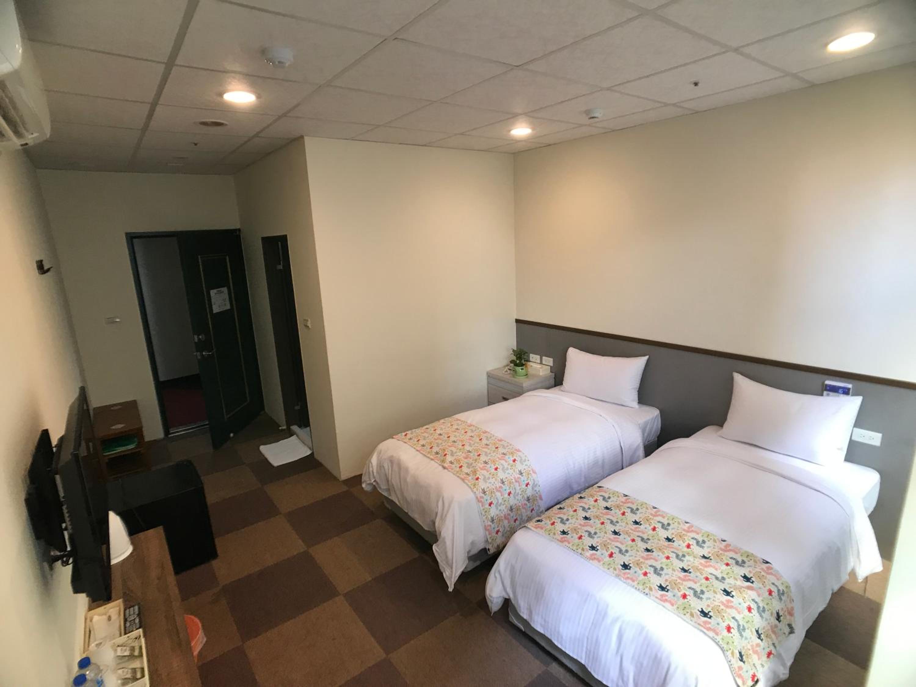 Deluxe Double or Twin Room photo 3