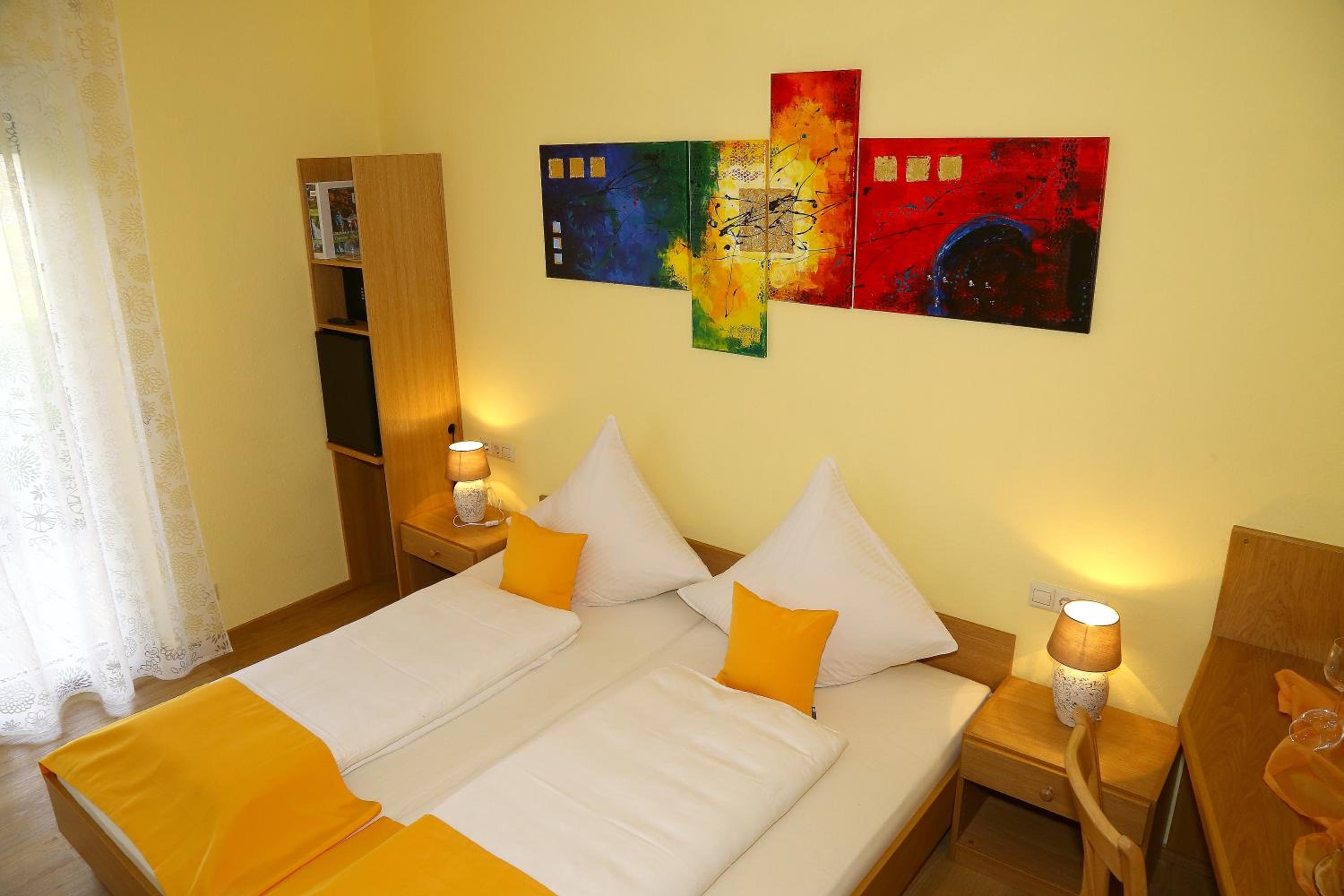 Standard Double Room - Photo 6