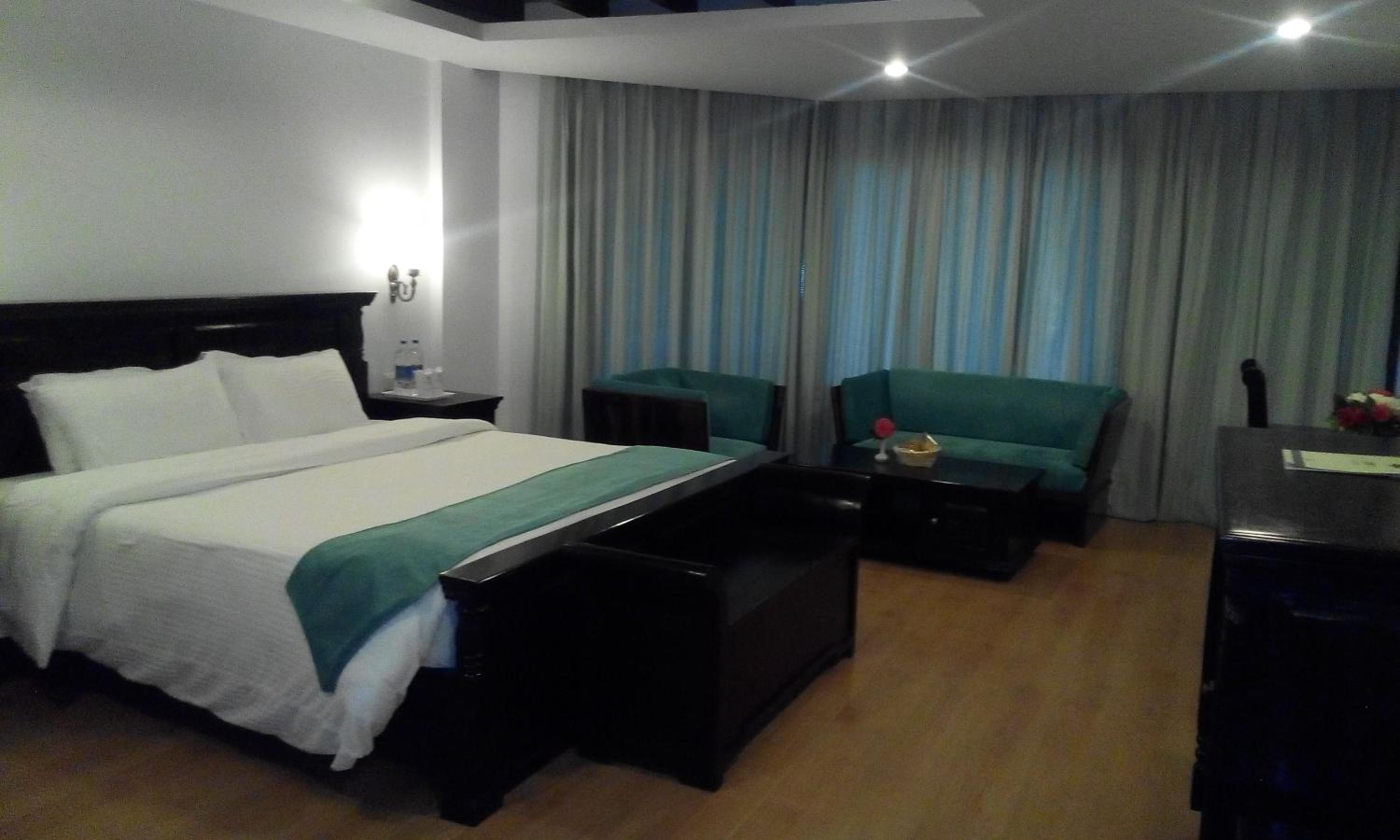 Orchard View Room - Rs.500/person credit on SPA usage - Photo 4