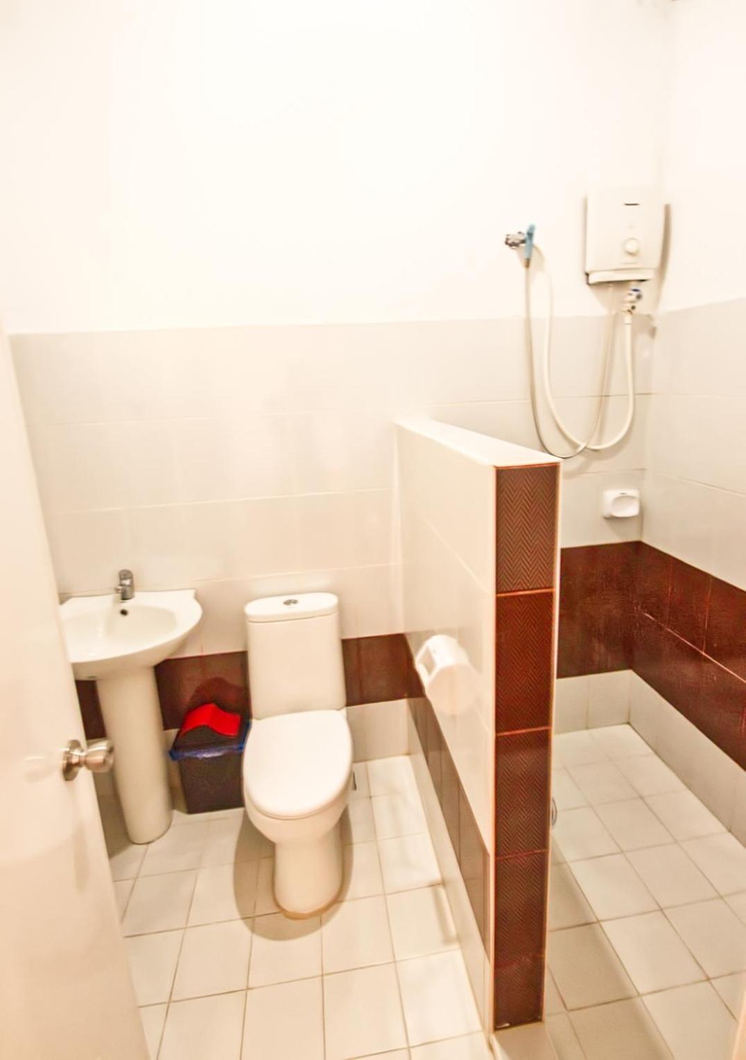 Quadruple Room with Bathroom photo 3
