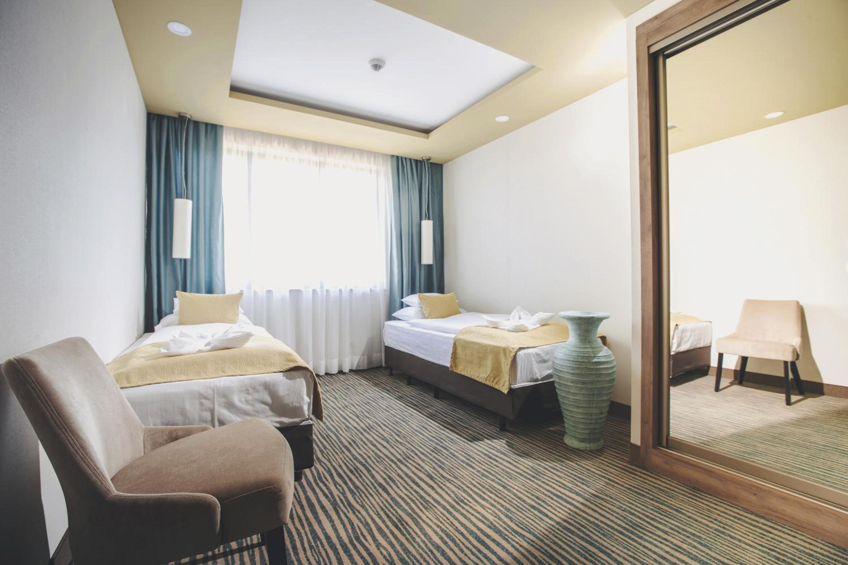 Deluxe Suite with Balcony