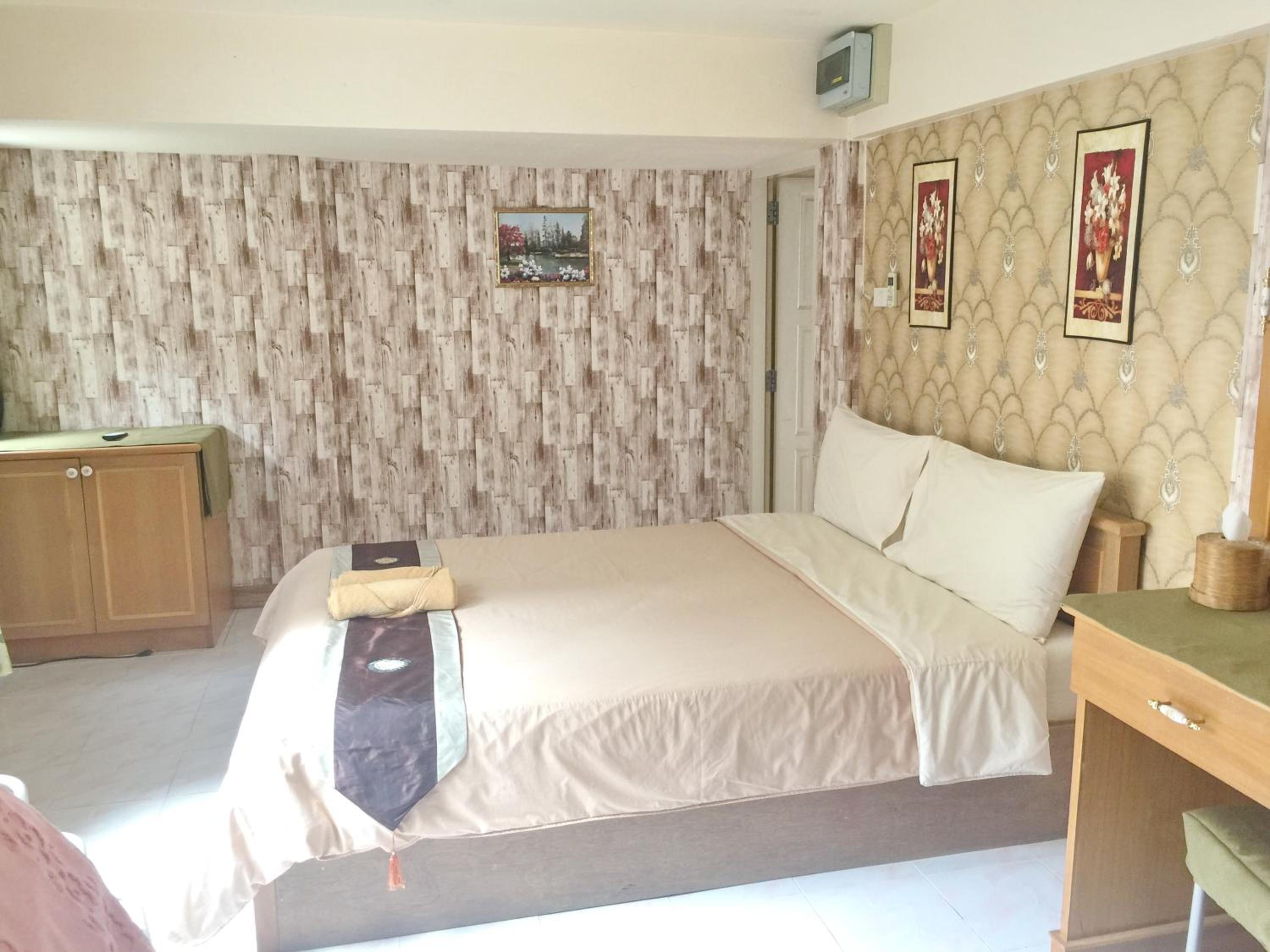 Double Room with Private Bathroom - Photo 5