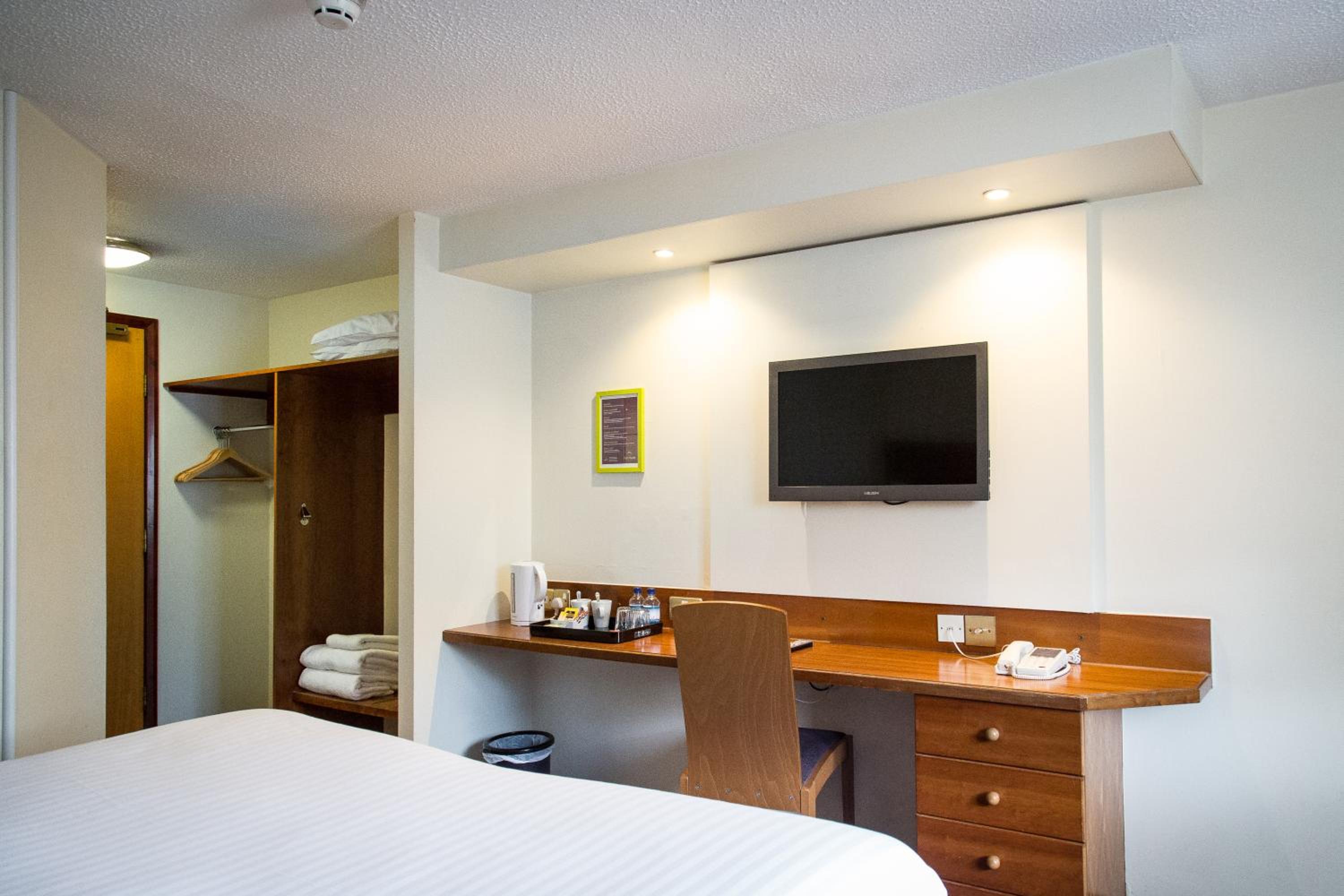 Standard Double Room photo 2