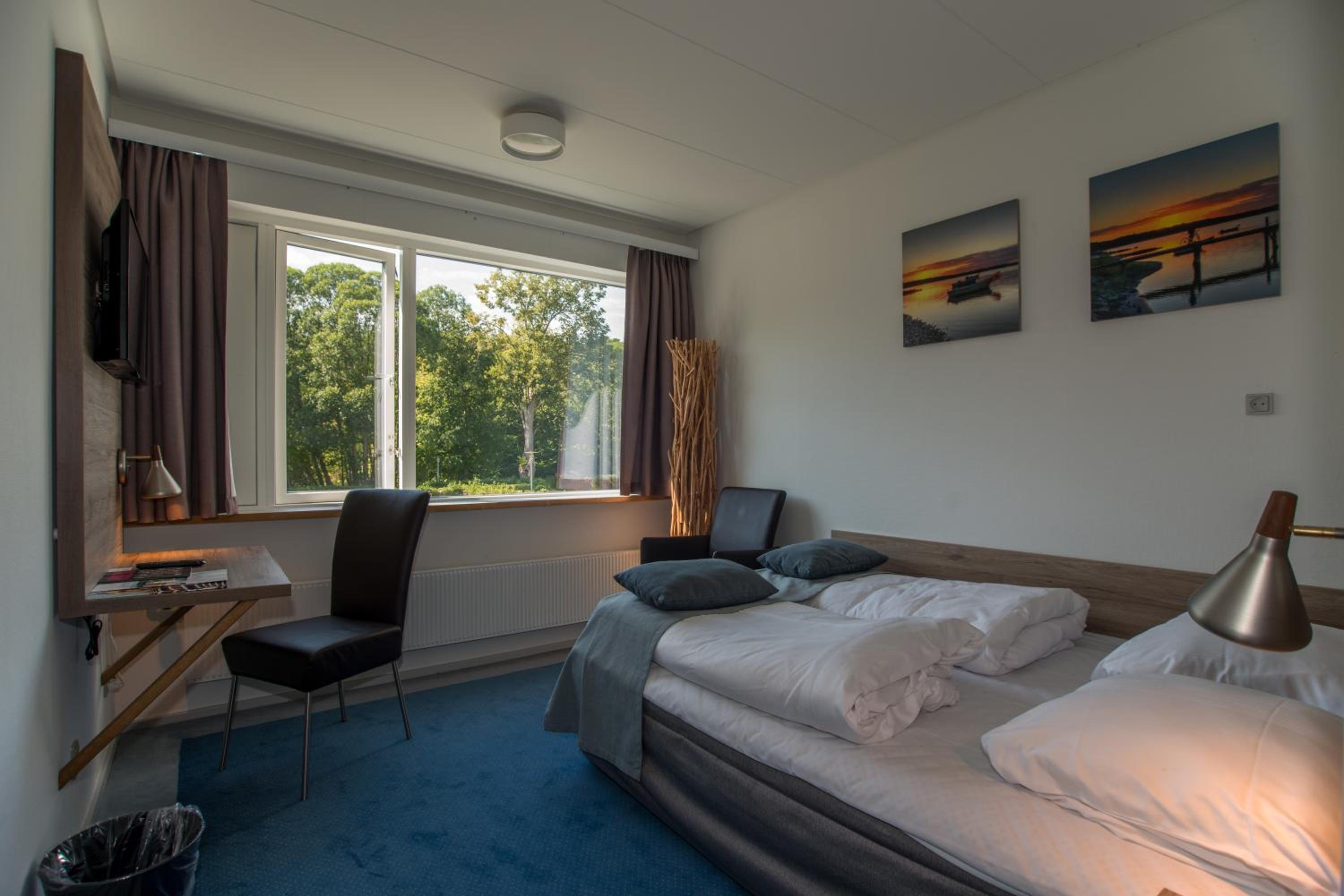 Standard Double Room - Photo 3