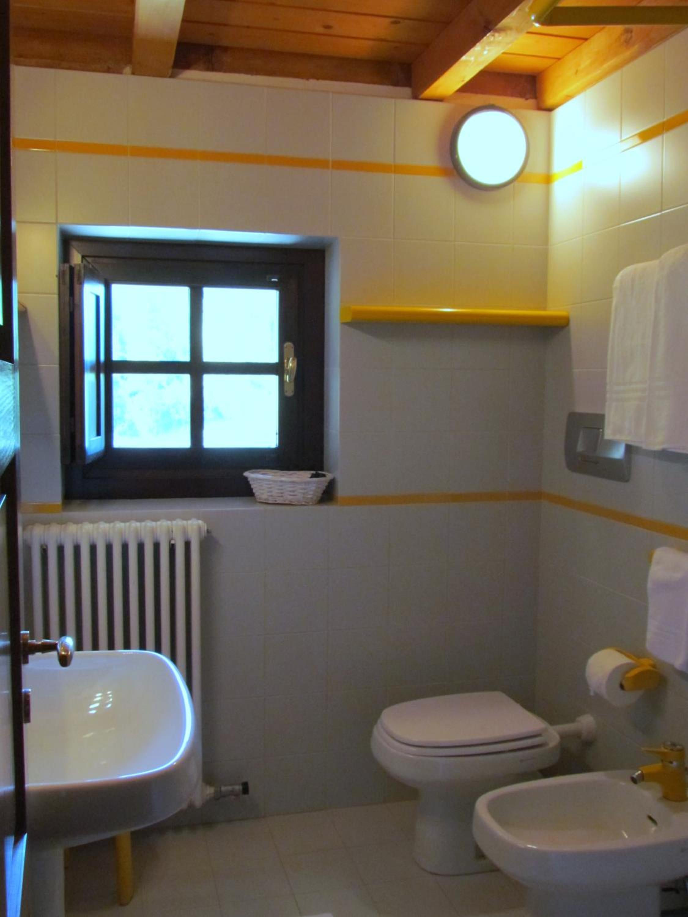 Superior One-Bedroom Apartment photo 2