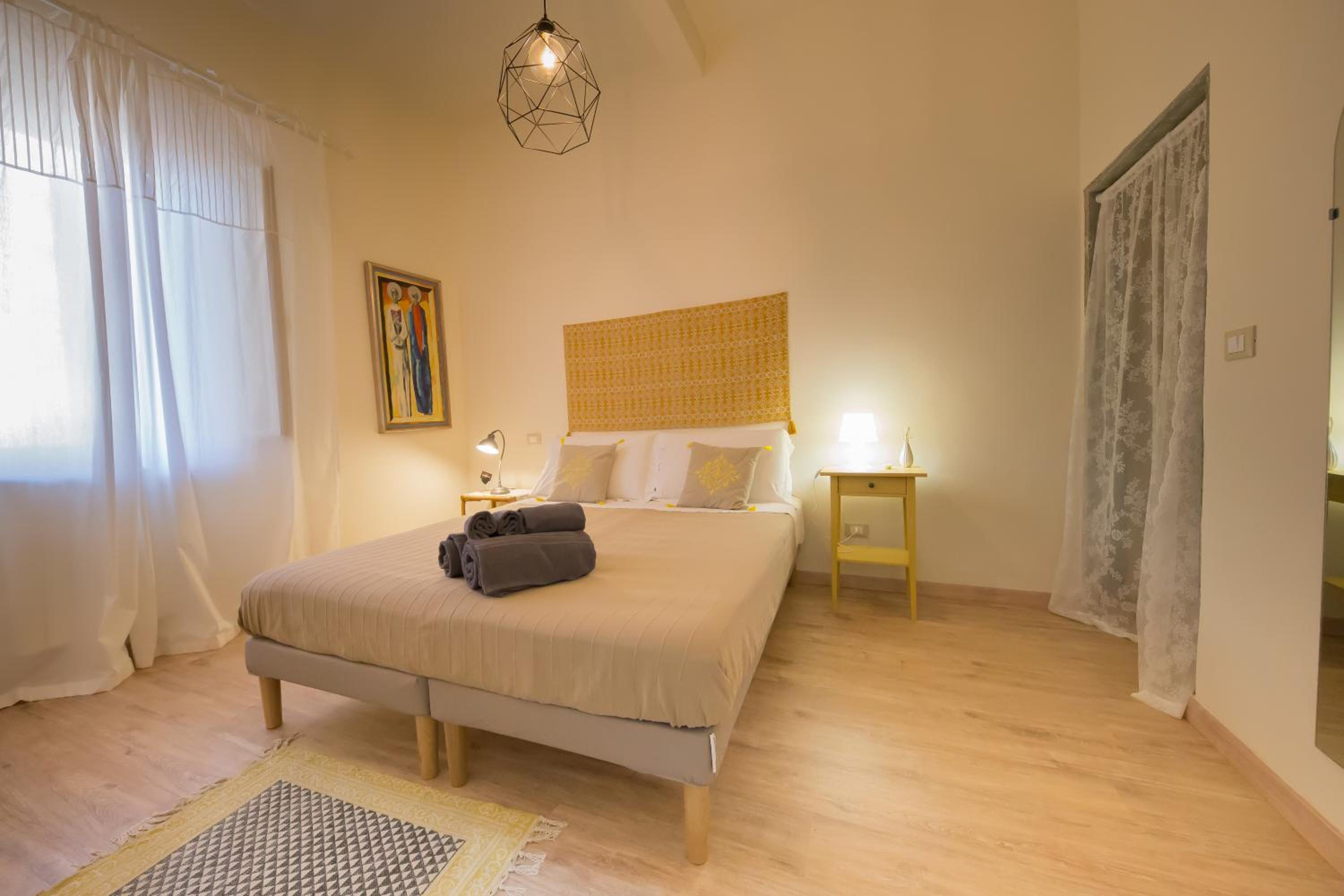 Double or Twin Room with Private External Bathroom photo 2