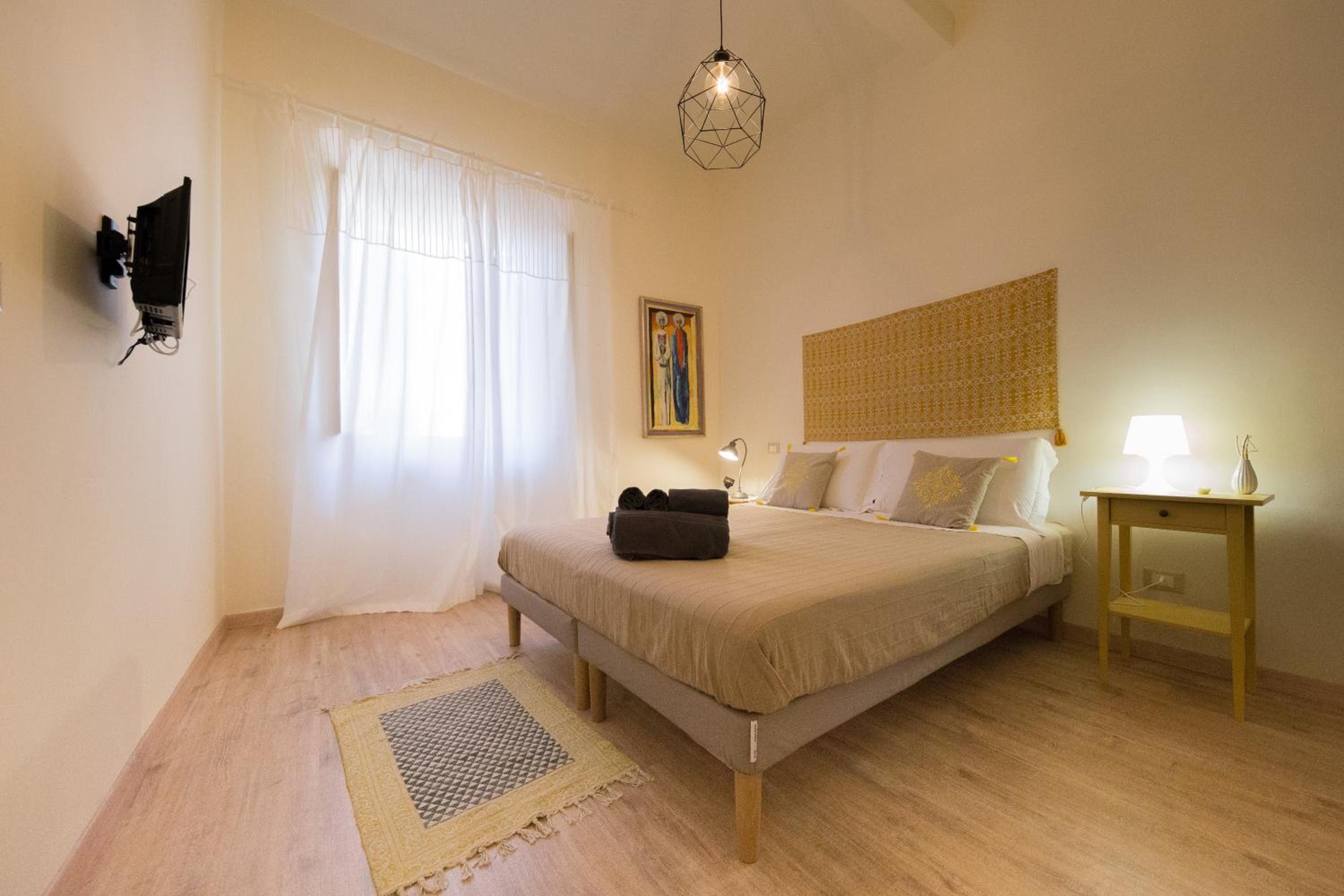 Double or Twin Room with Private External Bathroom photo 3