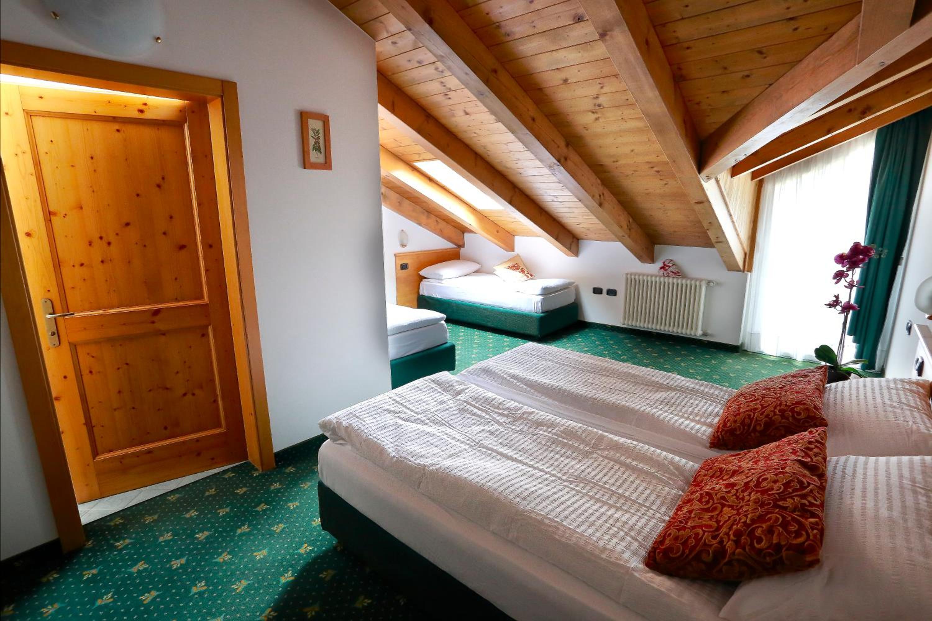 Quadruple Room photo 2