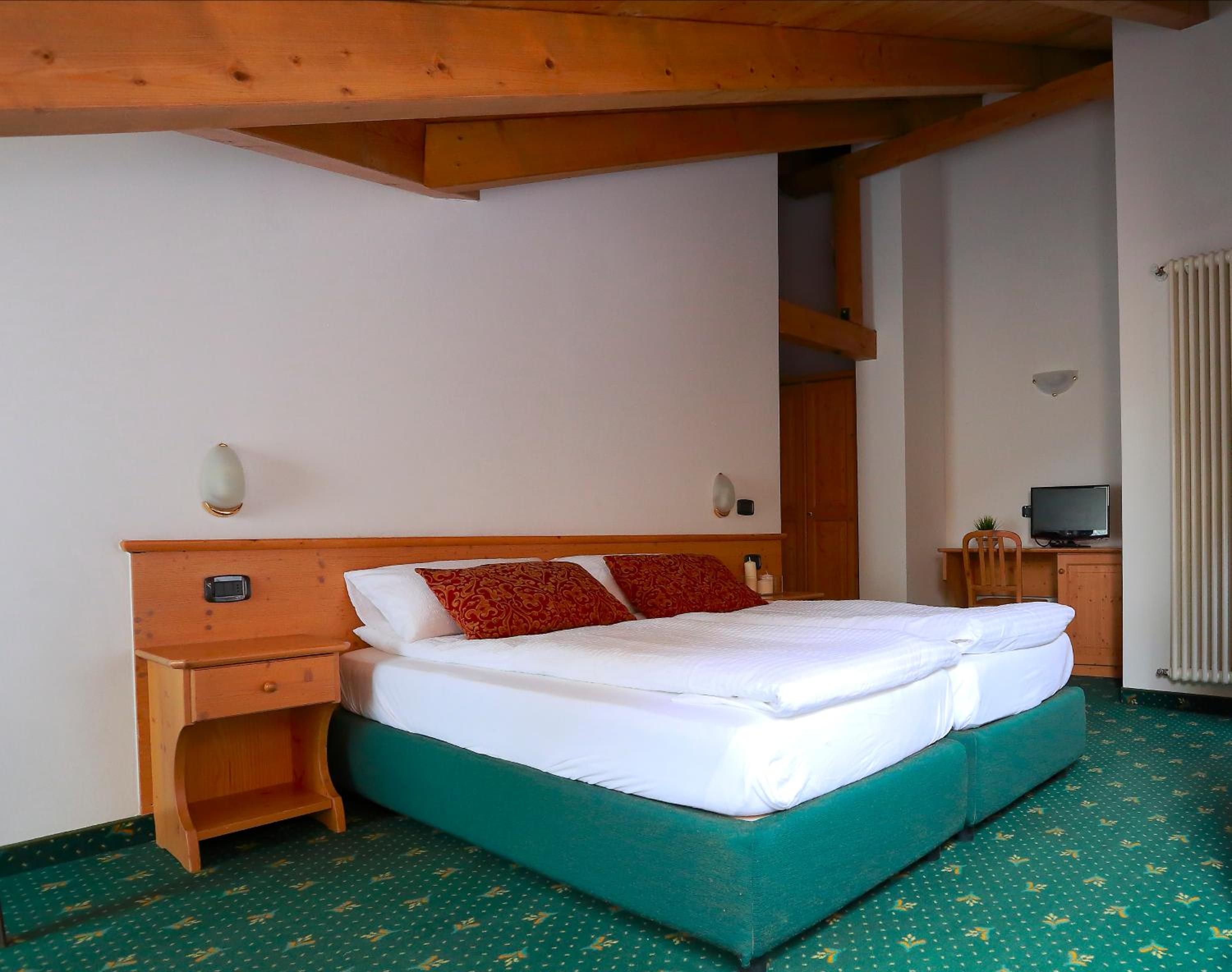 Double or Twin Room photo 2