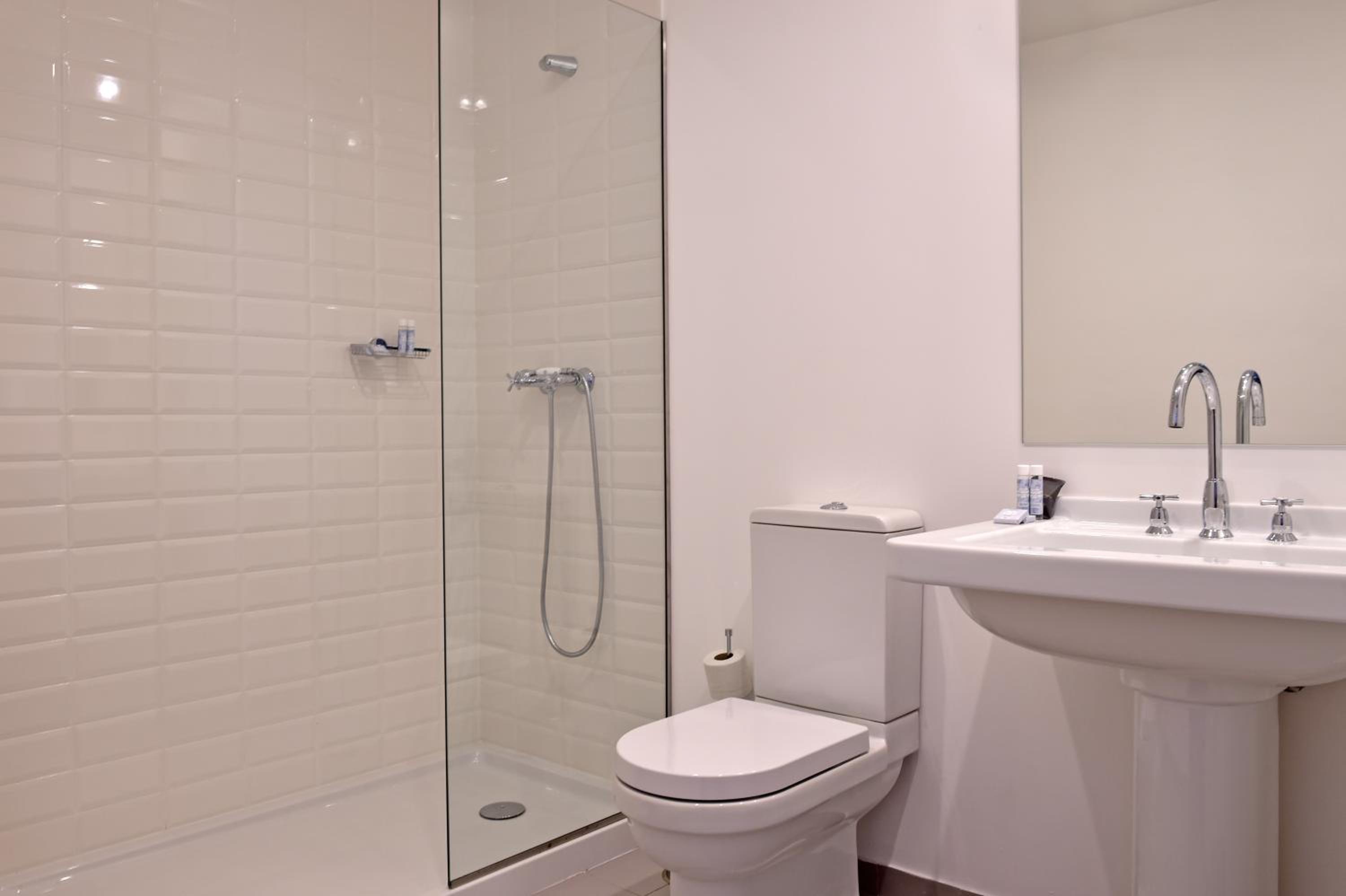 Suite with Garden - Photo 5