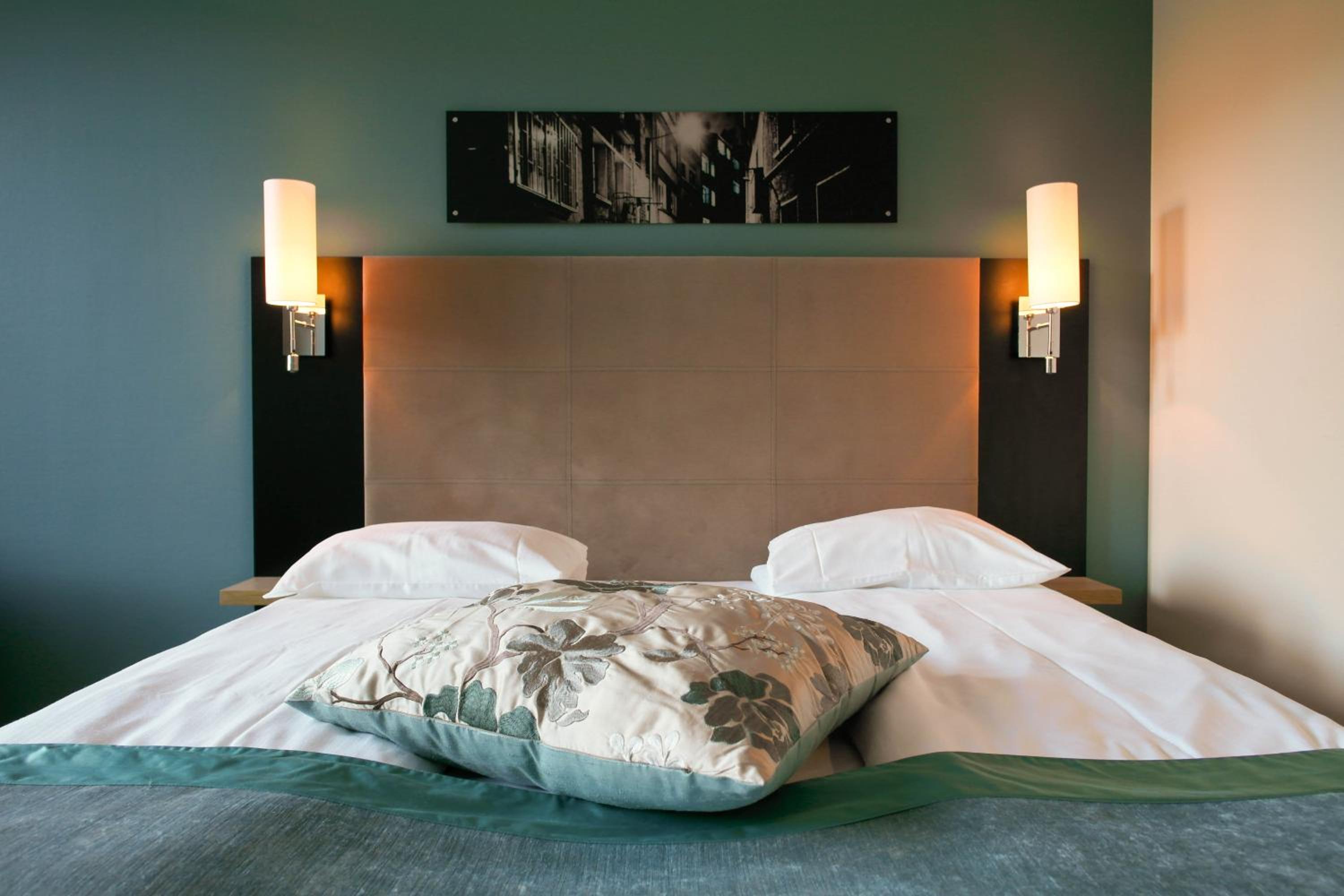Double or Twin Room - Photo 2