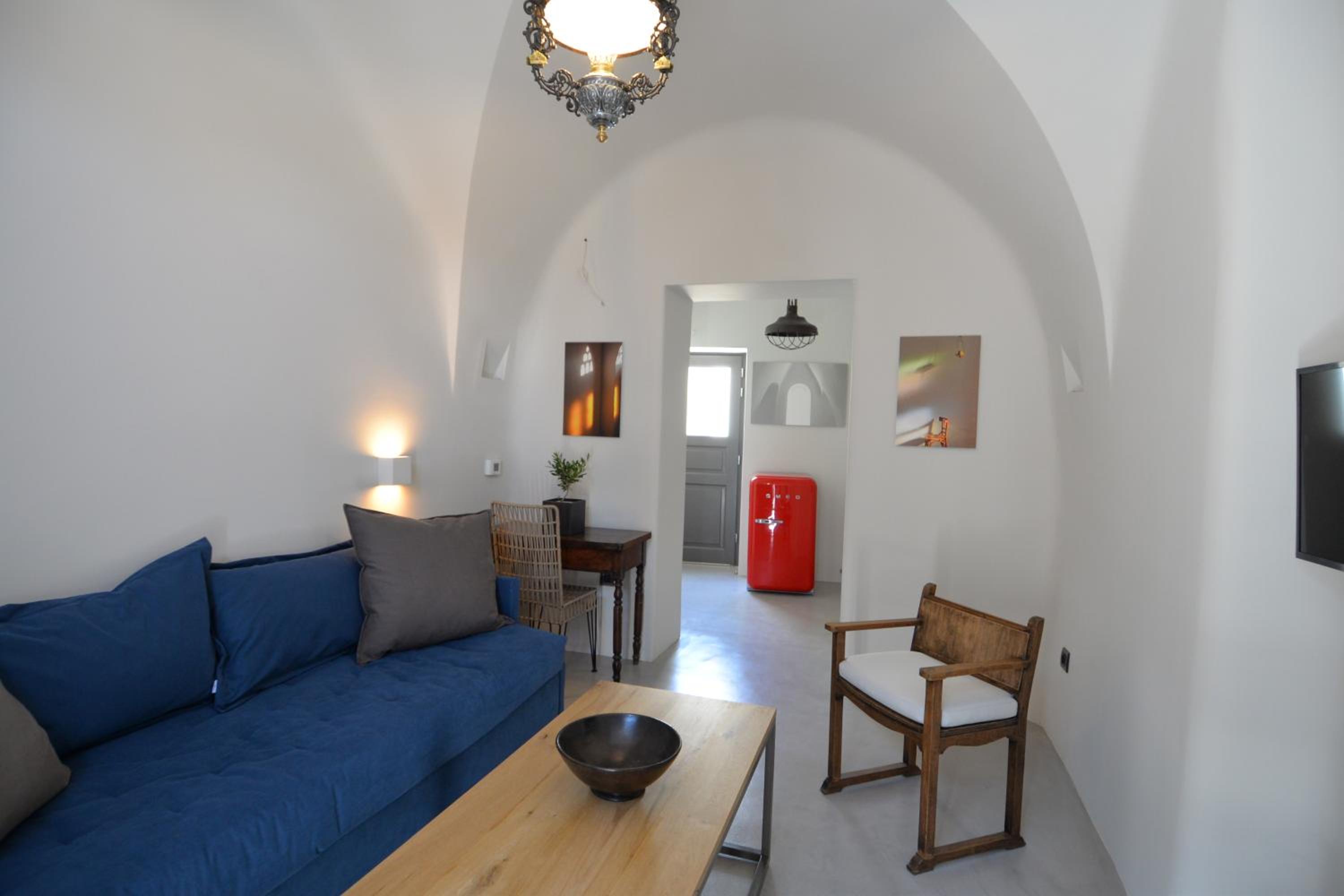 Two-Bedroom Cave Villa with Hot Tub and Caldera View - Dolce Far Niente  photo 1