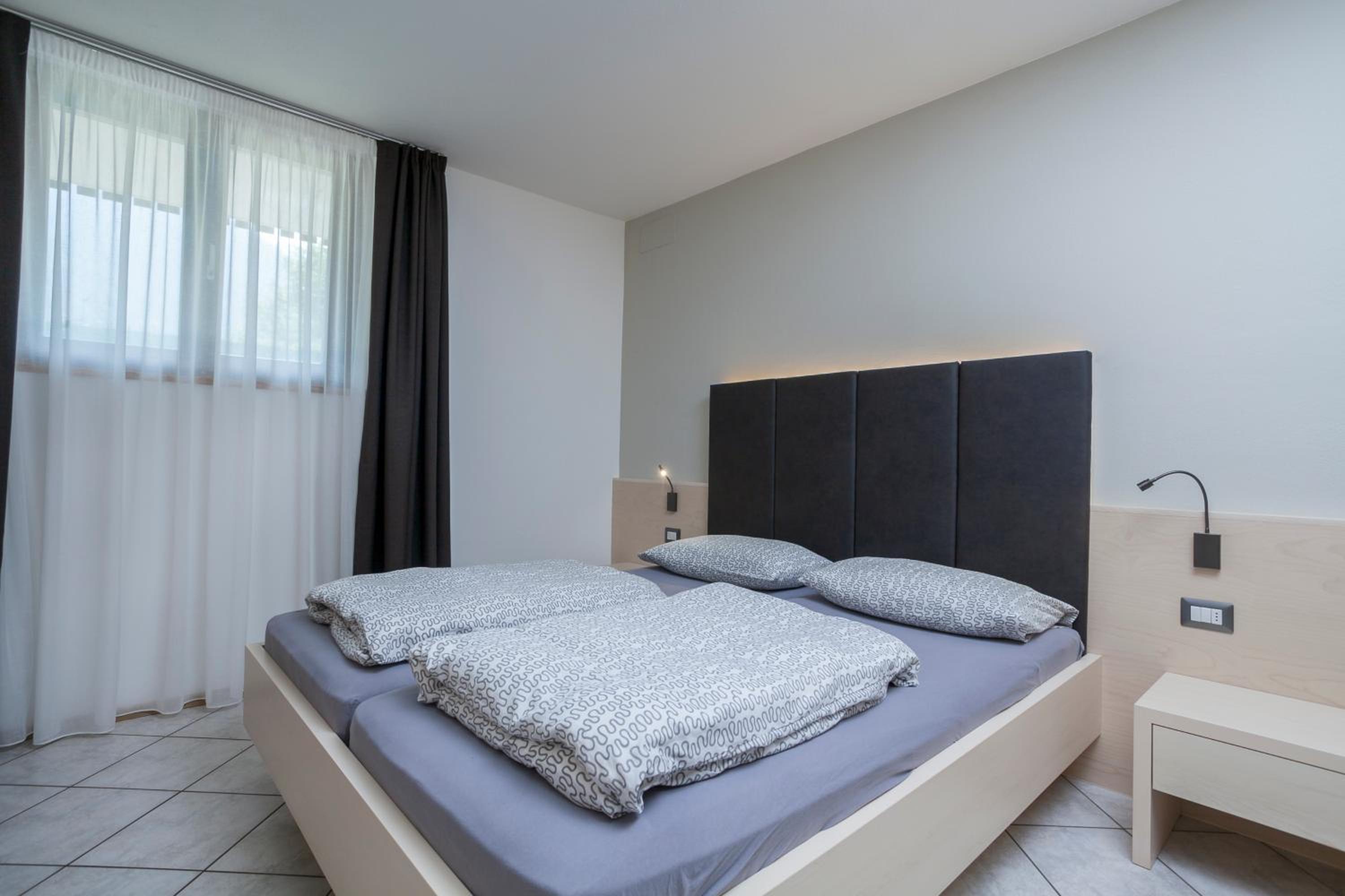 Apartment With Private Garden