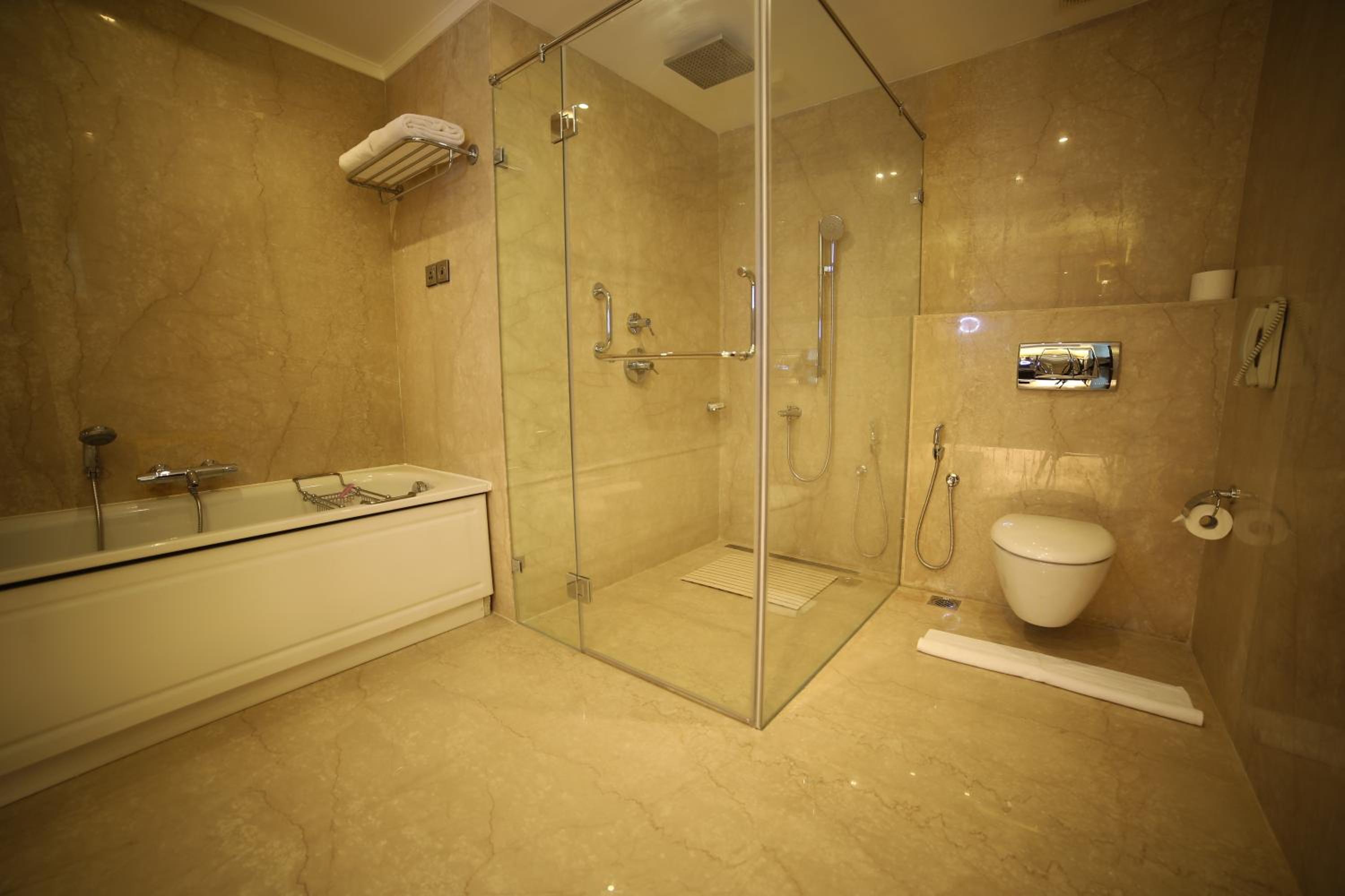 Executive Suite photo 2