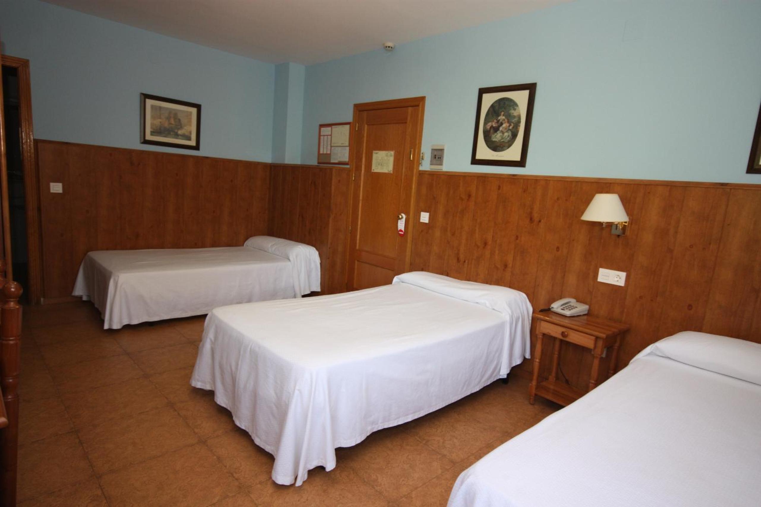 Triple Room - Photo 3