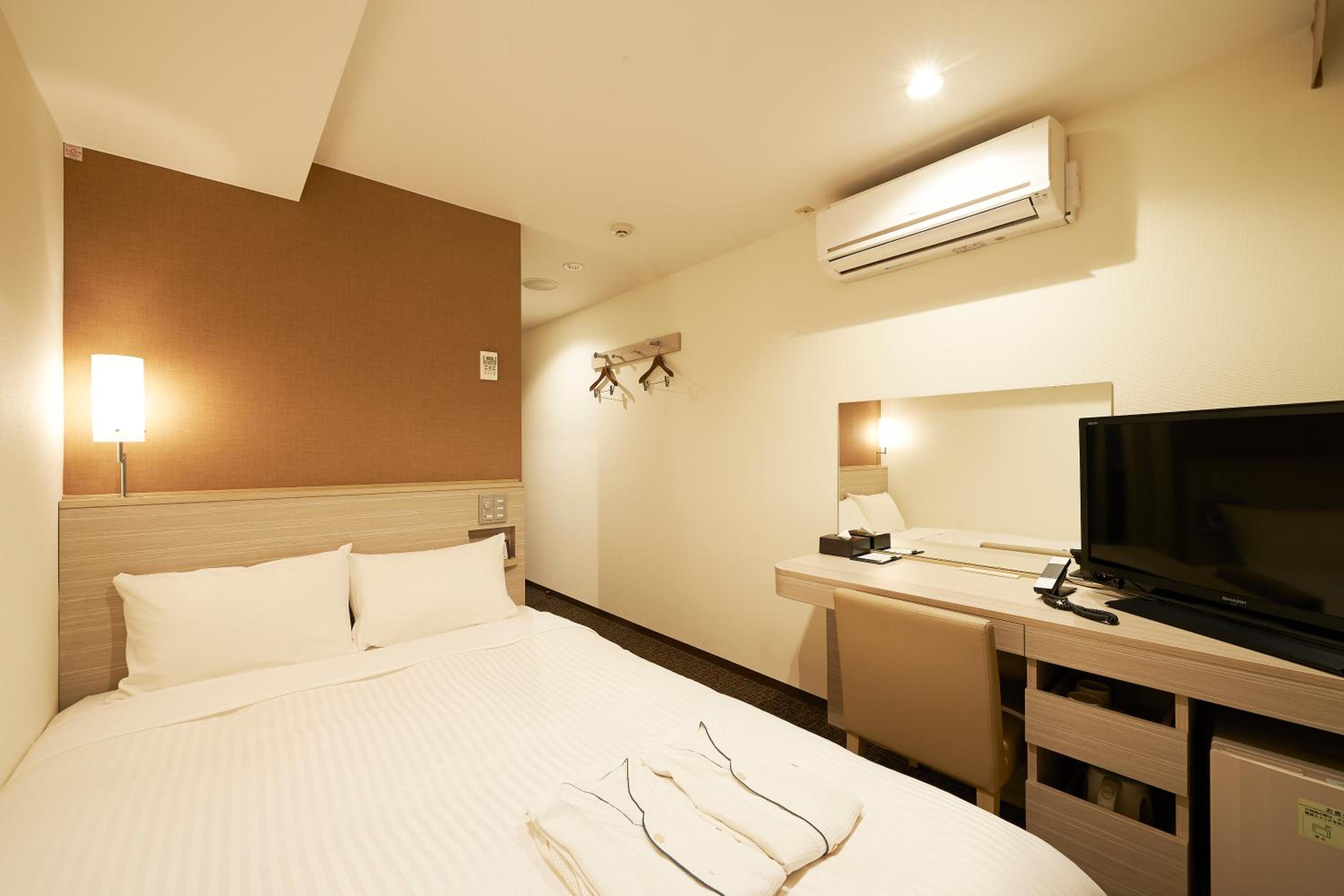 Semi Double Room - Non-Smoking  photo 3
