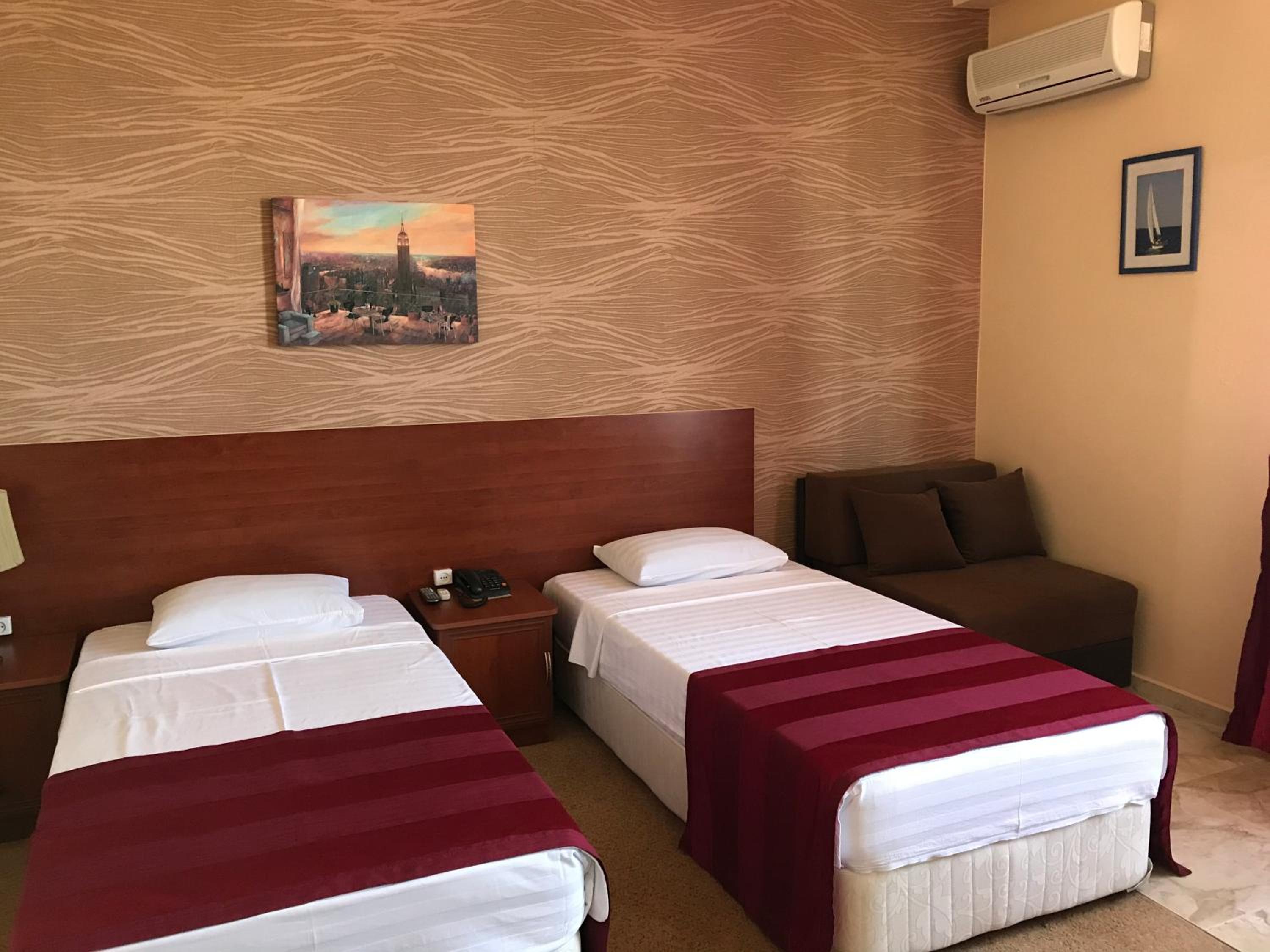 Twin Room With Extra Bed