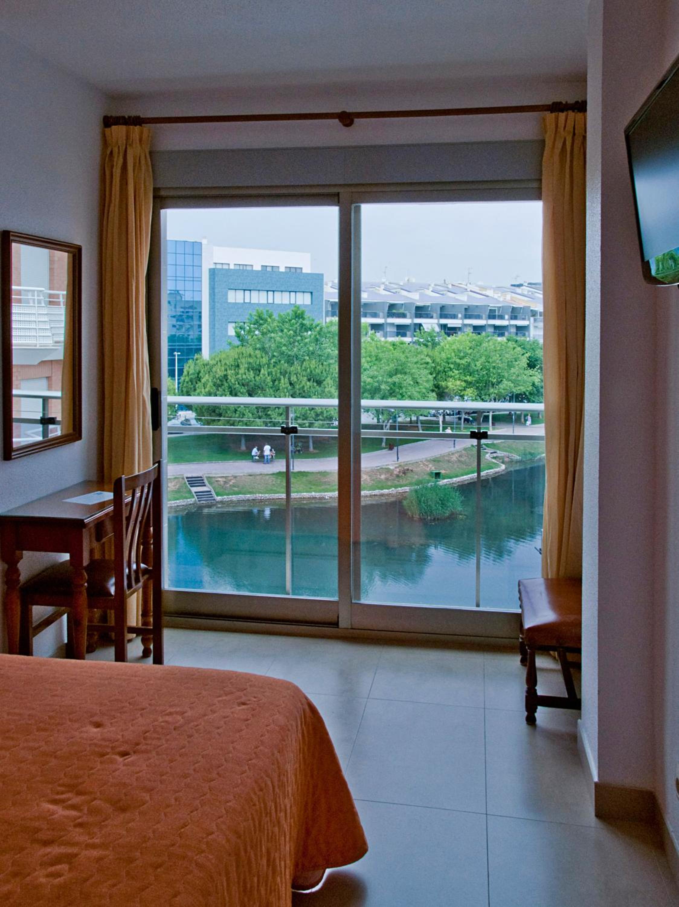 Budget Double or Twin Room photo 3