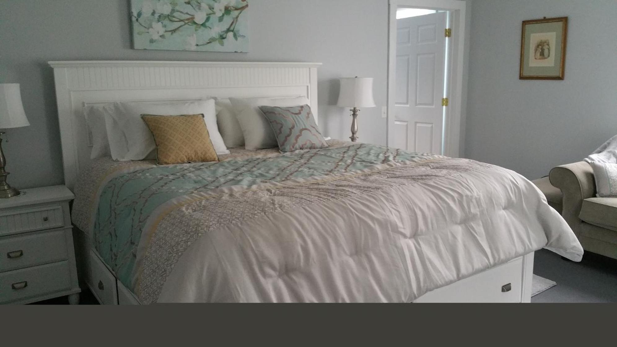 Deluxe King Room photo 1