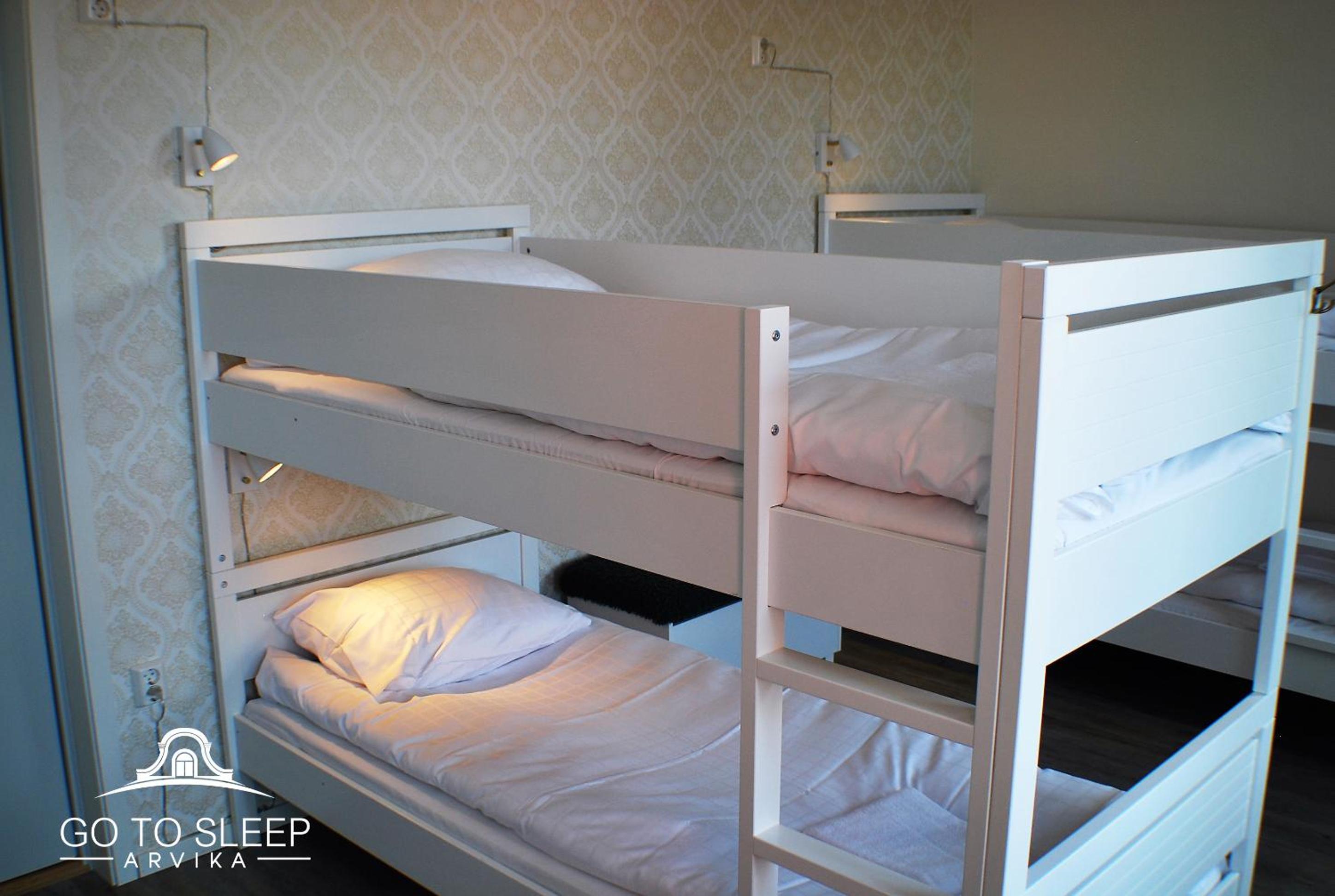 Economy Quadruple Room - Photo 5