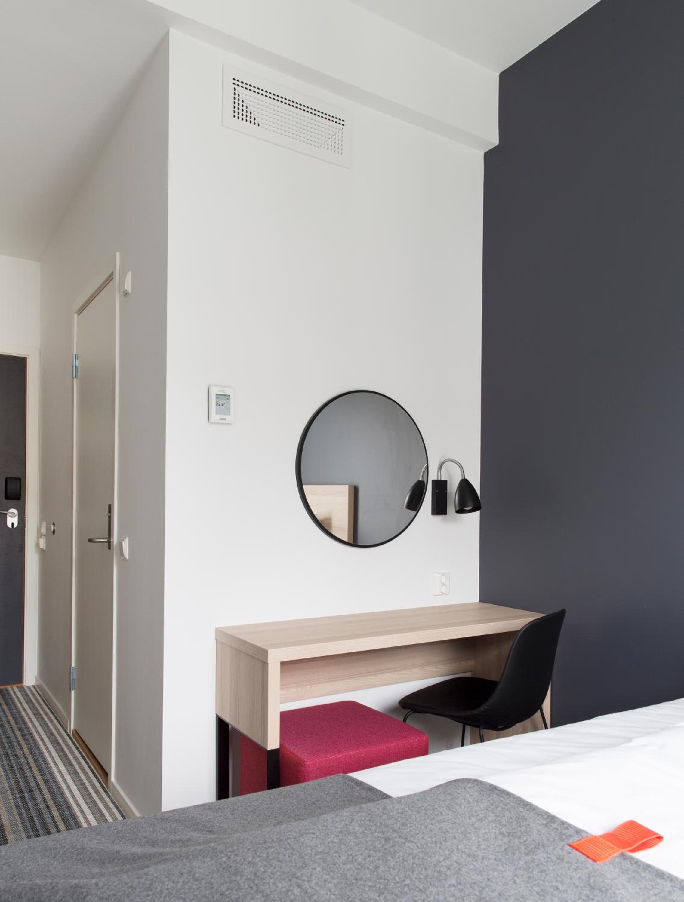 Small Double Room photo 1