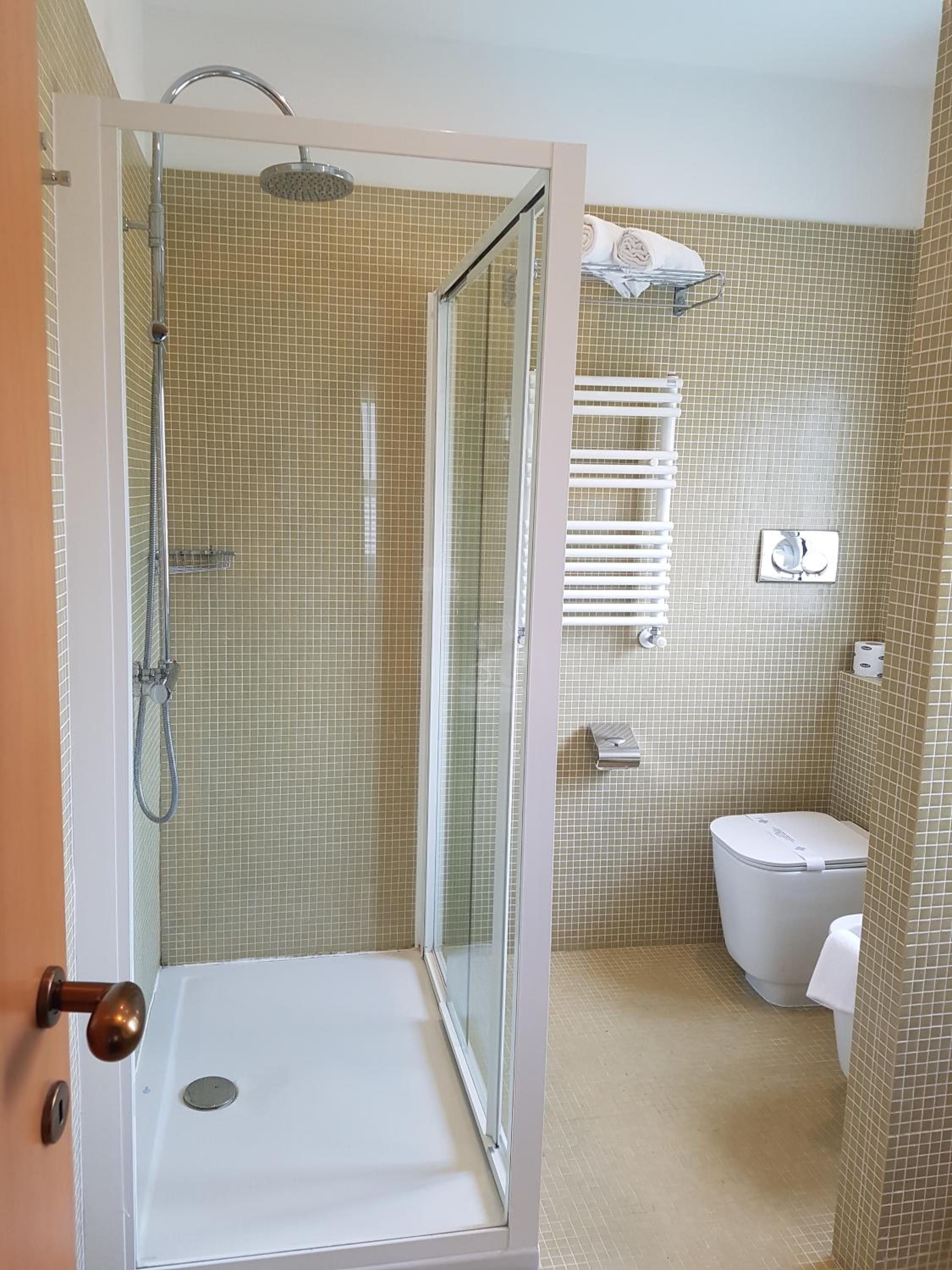 Classic Quadruple Room photo 3