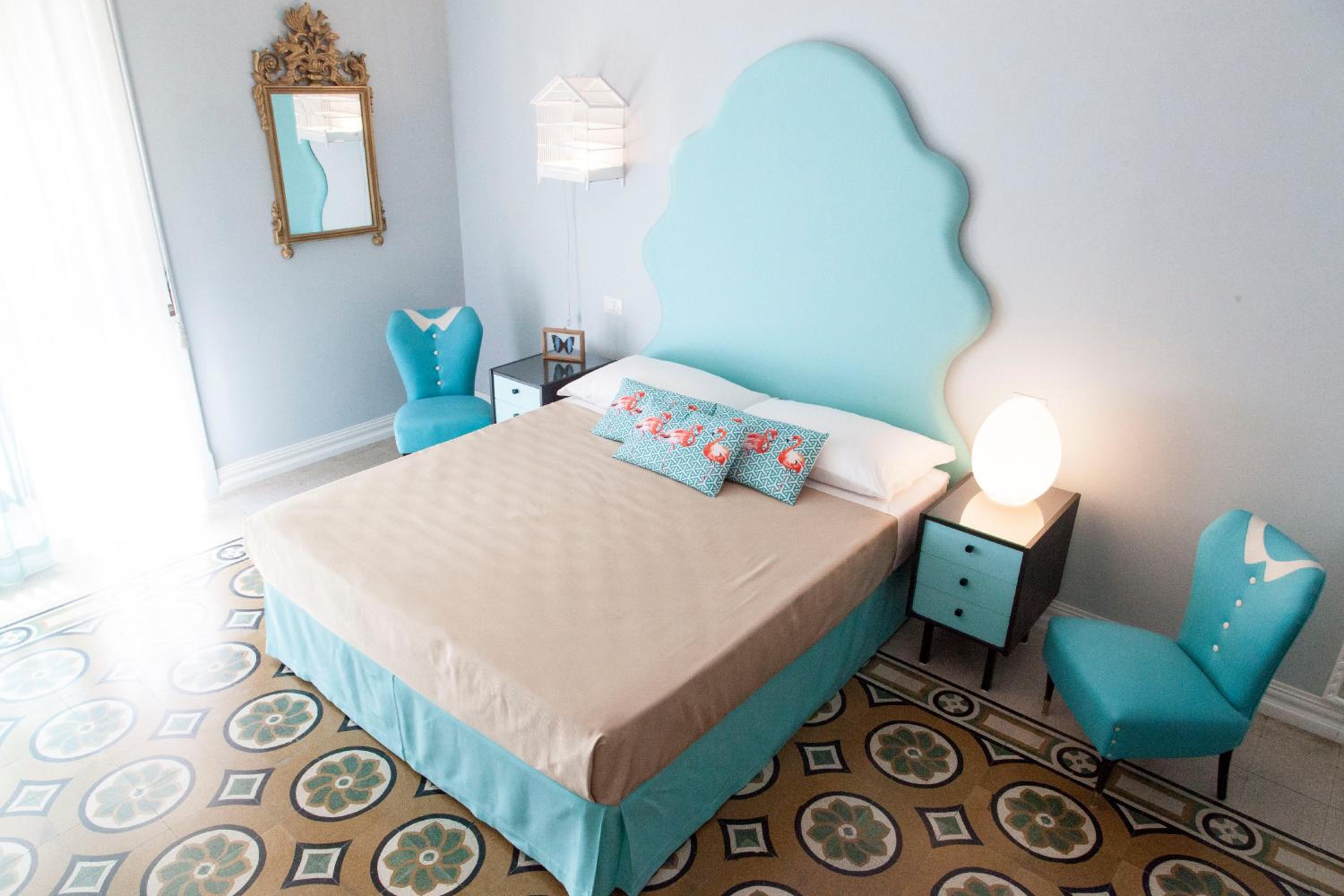 Queen Room photo 1