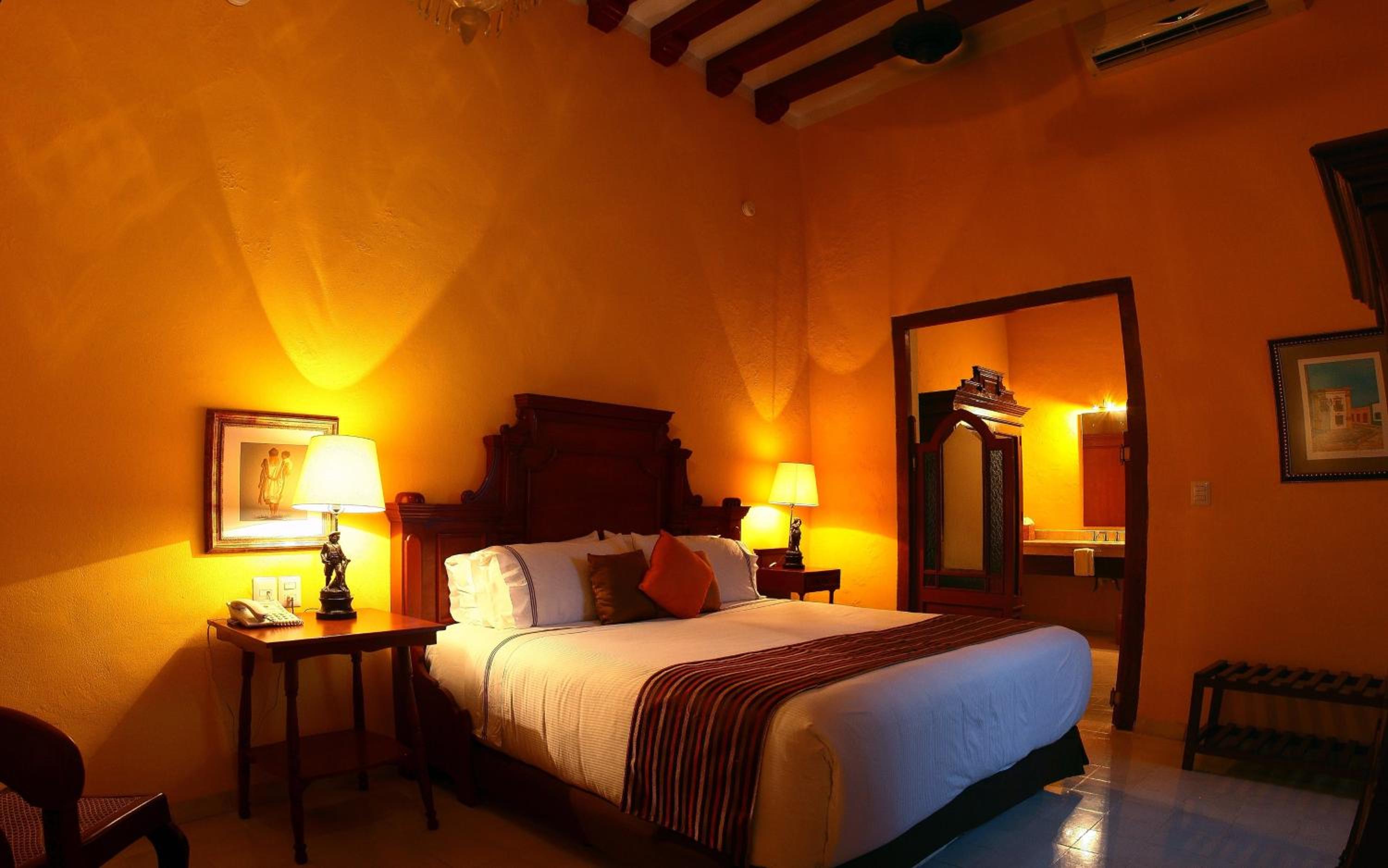 Standard Suite - Photo 18