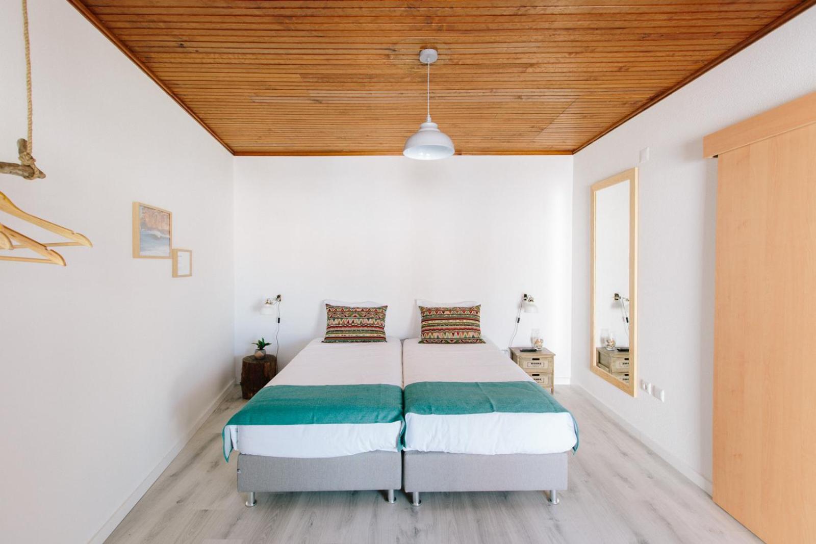 Twin Room - Photo 4