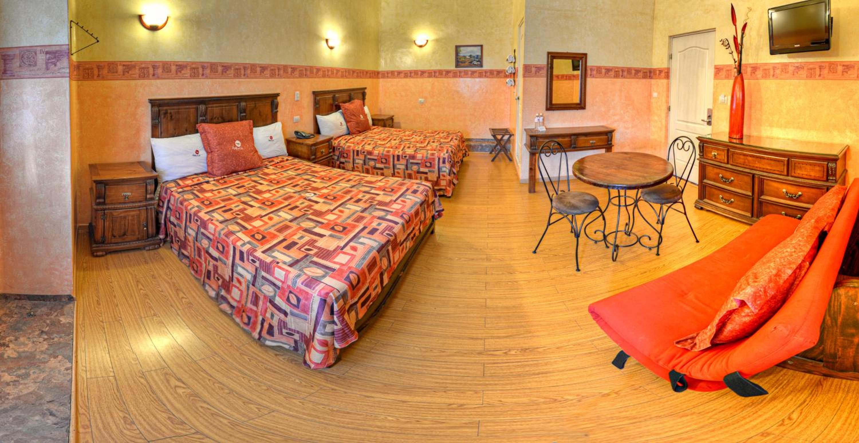 Superior Double Room With Two Double Beds photo 2