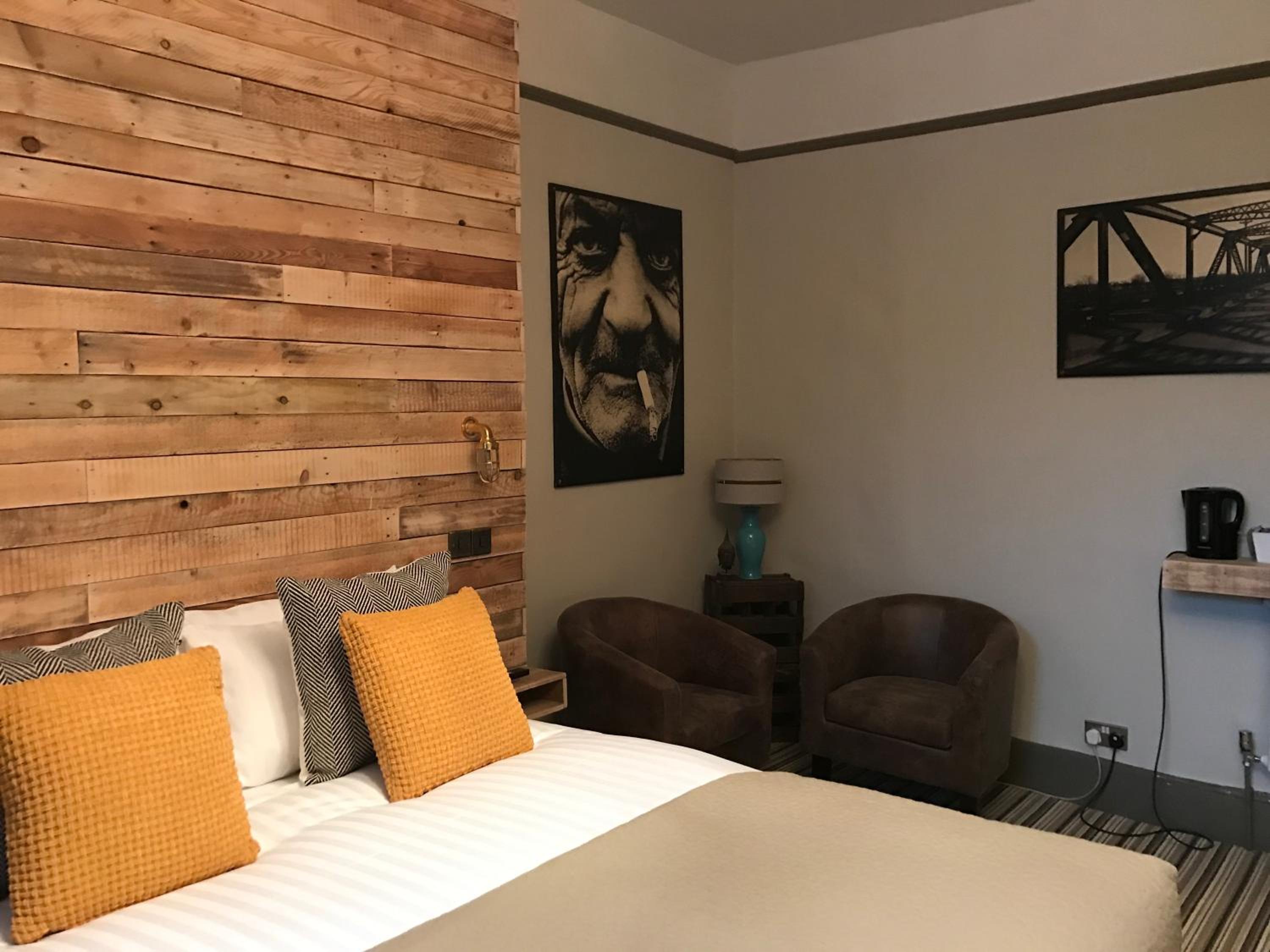 Superior Triple Room photo 3