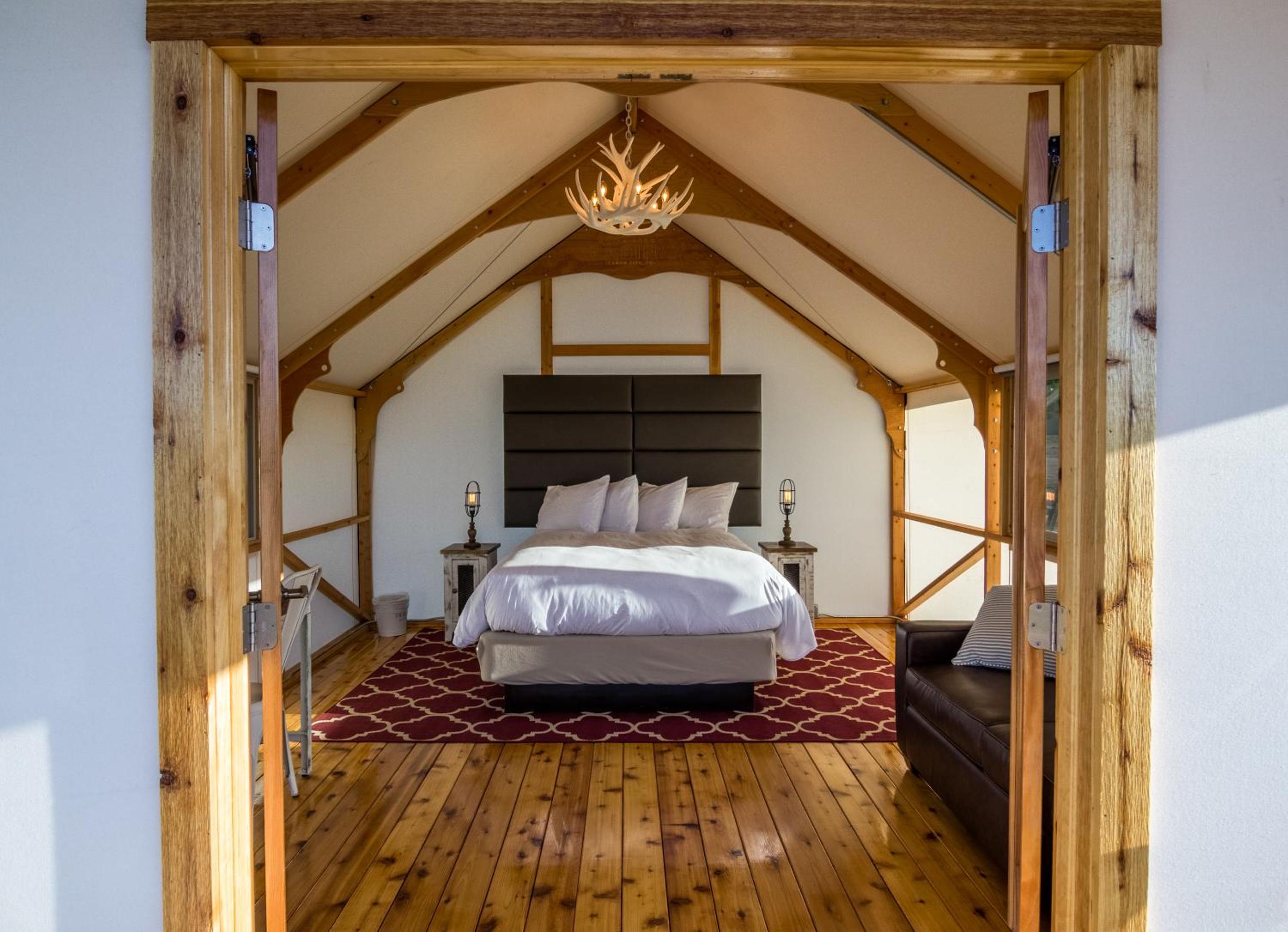 Glamping Tent with Queen Bed photo 1