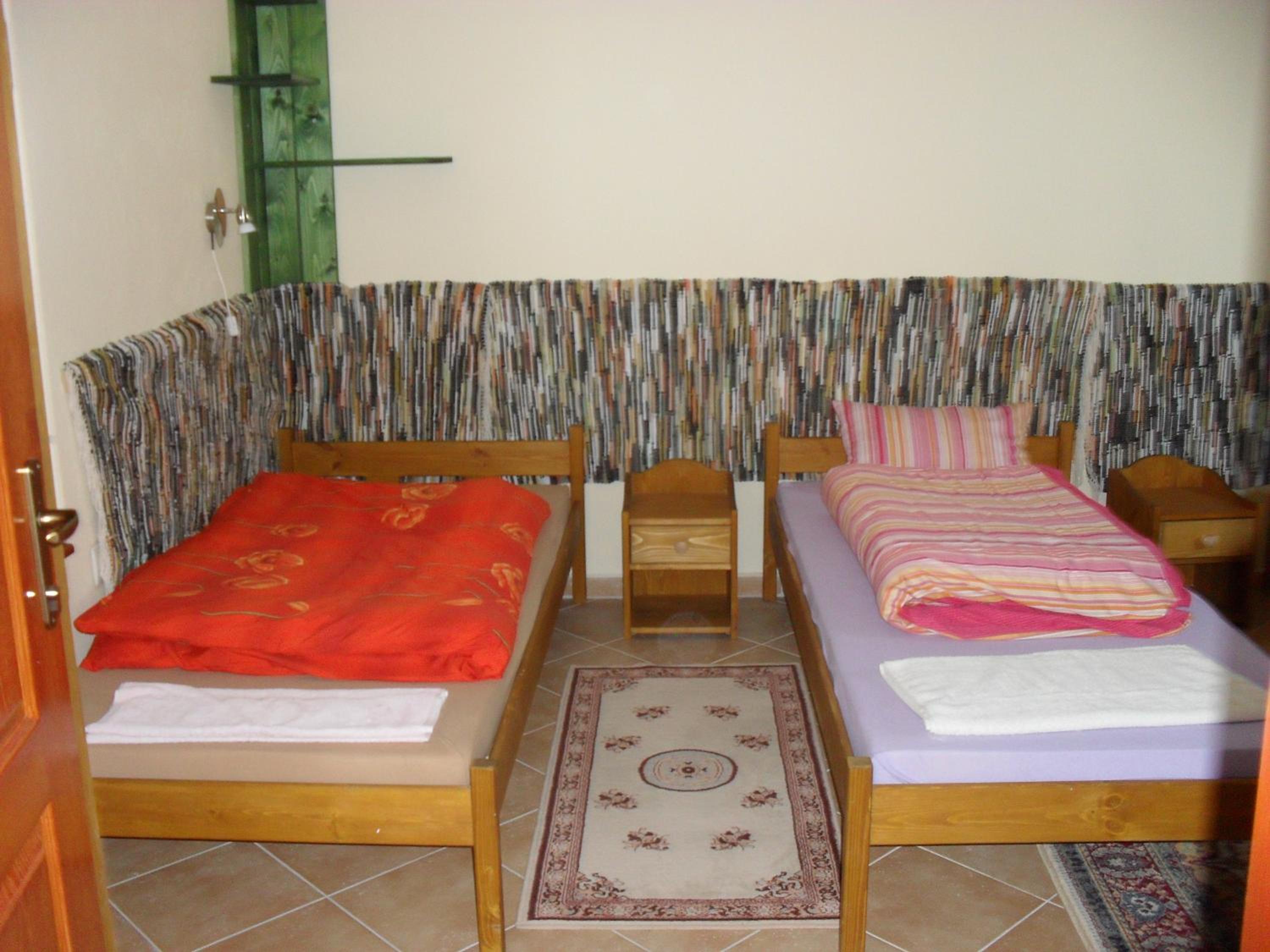 Quadruple Room with Bathroom photo 2