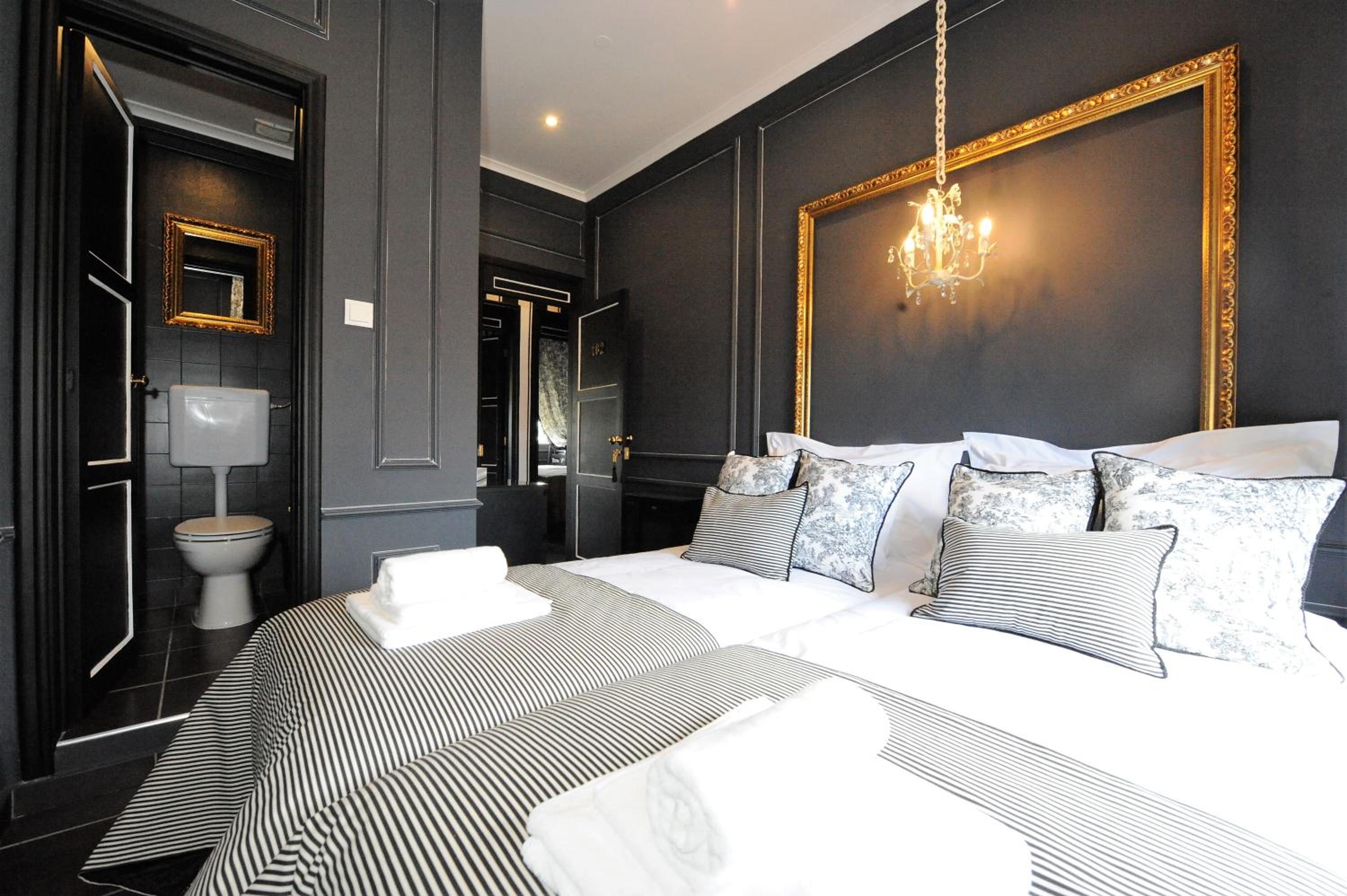 Double or Twin Room - Photo 1